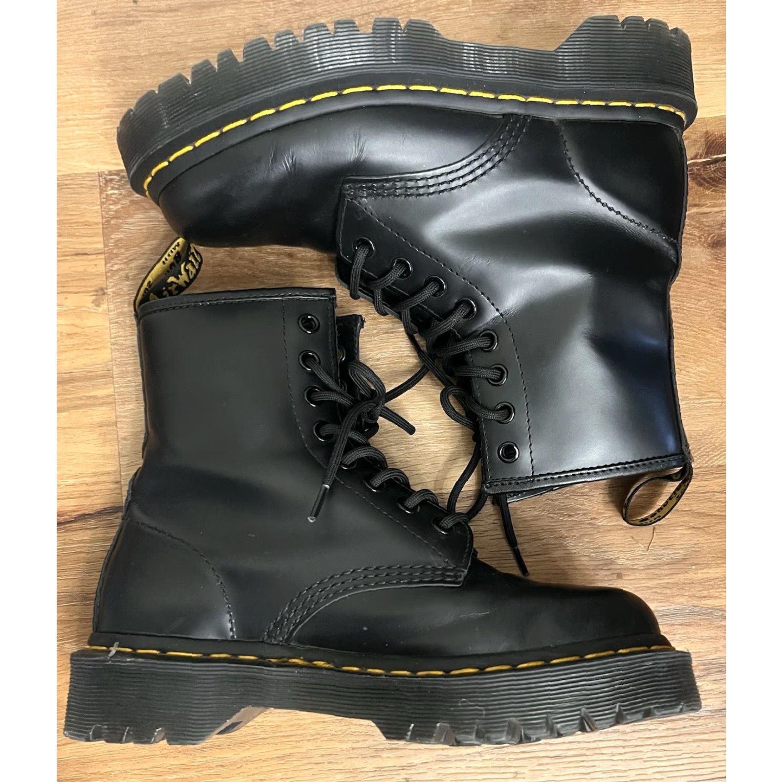 Dr. Martens Dr. Martens 1460 Boot Black 1460 90s Punk Clubwear UK 4 / US 5M EU 37 Women Boots Lace Up Ankle Leather Slip Resistant Flat Heel Vintage No Size US 6 / IT 36 - 3 Thumbnail