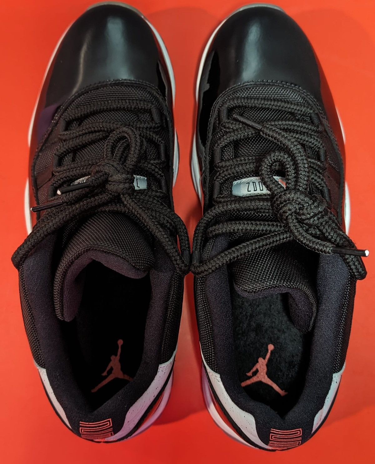 Size 11.5 - Air Jordan 11 Retro Infrared 23