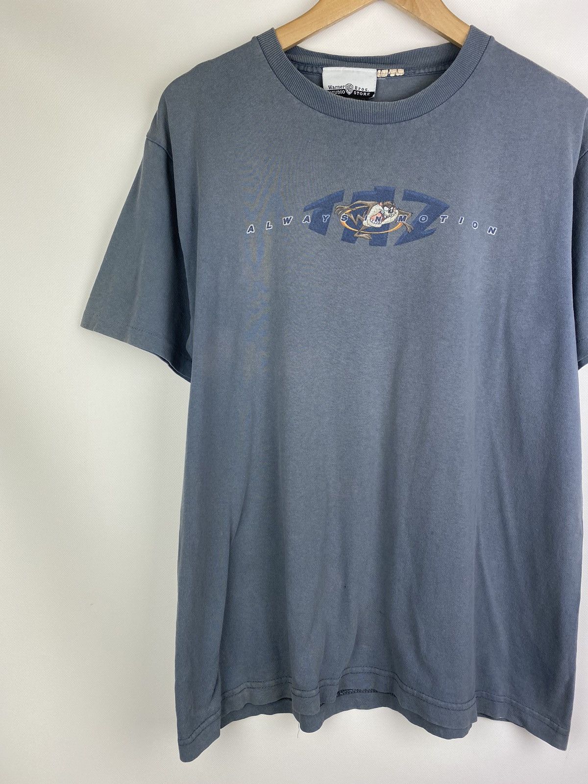 Vintage Warner Bros. TAZ Tasmanian Devil vintage 1997 t shirt Size US XL / EU 56 / 4 - 2 Thumbnail