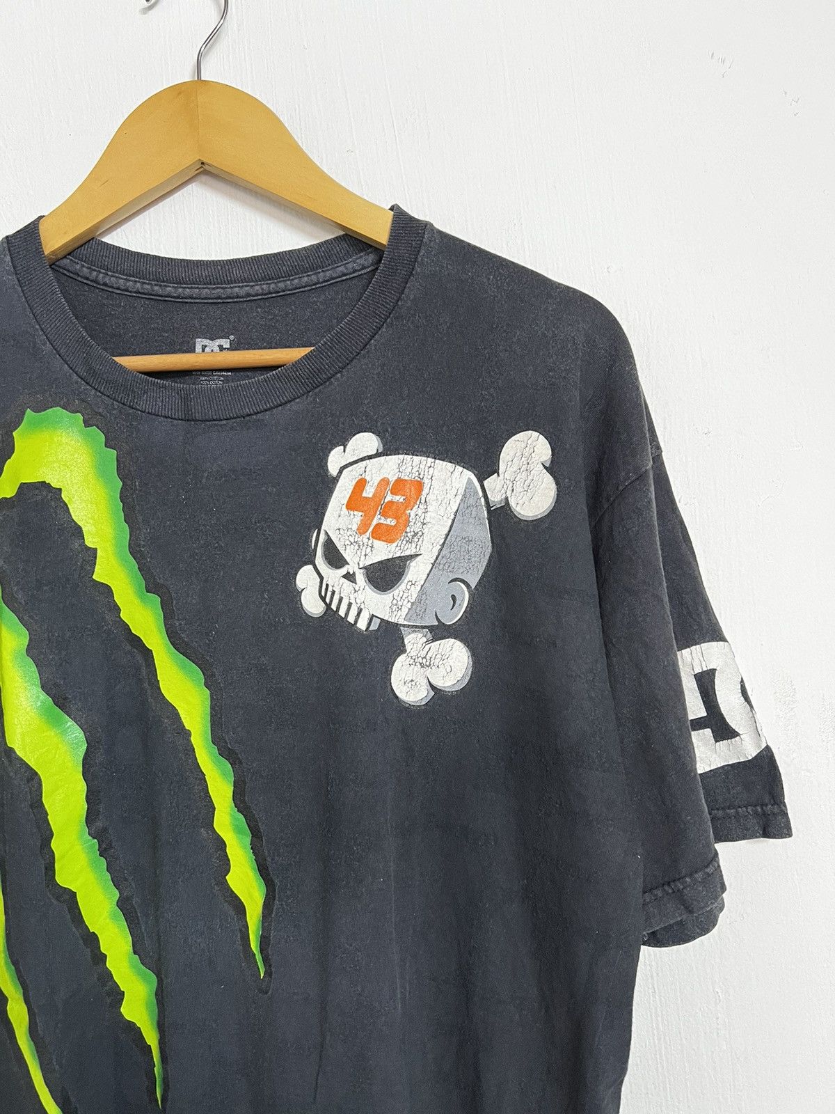 Vintage 🔥HOT DROPS🔥DC SHOES KEN BLOCK FORD VINTAGE TEE Size US L / EU 52-54 / 3 - 1 Thumbnail