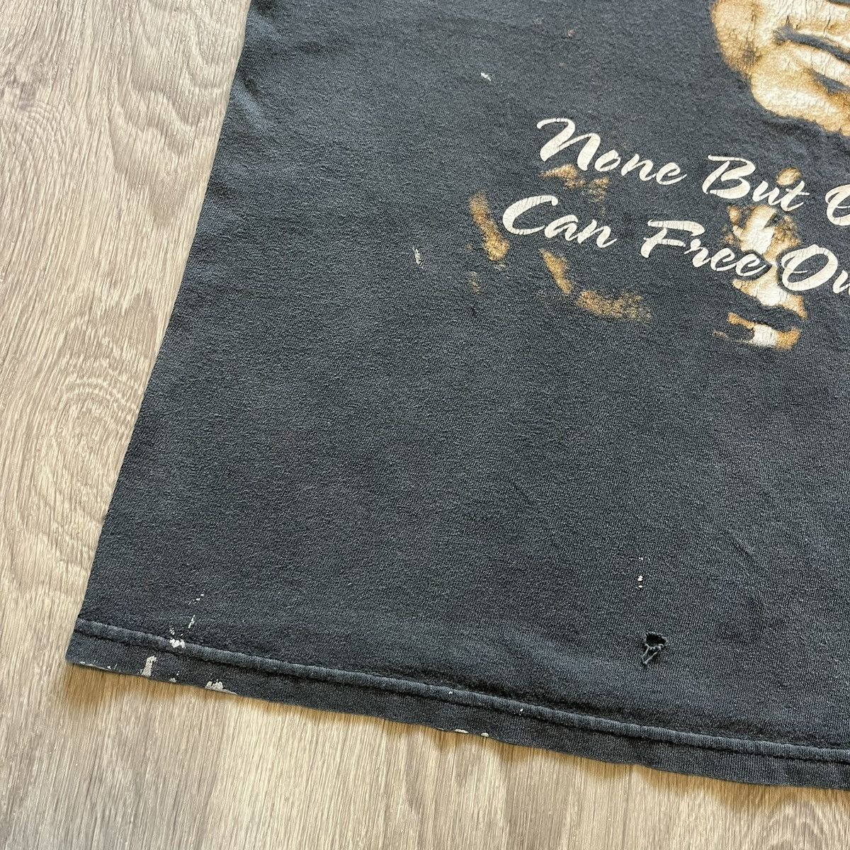 Vintage Vintage Bob Marley Distressed Tee L Size US L / EU 52-54 / 3 - 10 Thumbnail