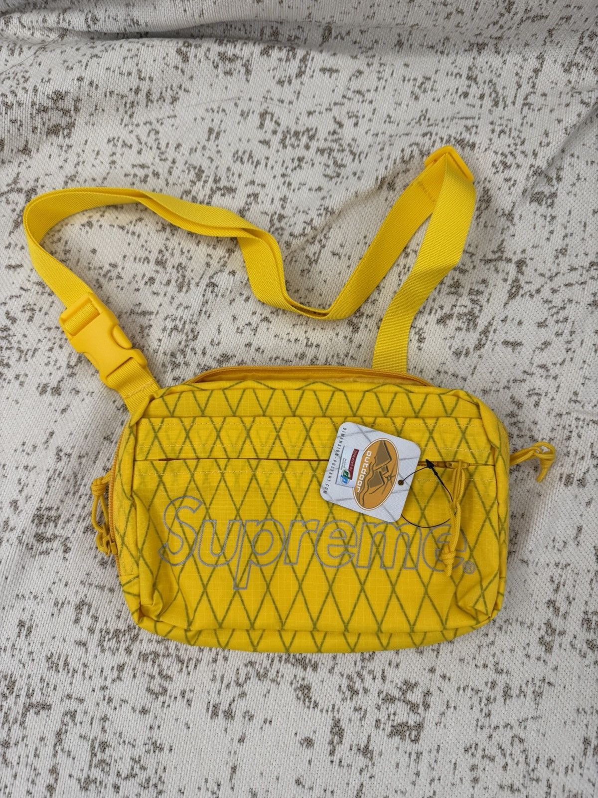 Supreme Supreme fw18 shoulder bag yellow Size ONE SIZE - 1 Thumbnail