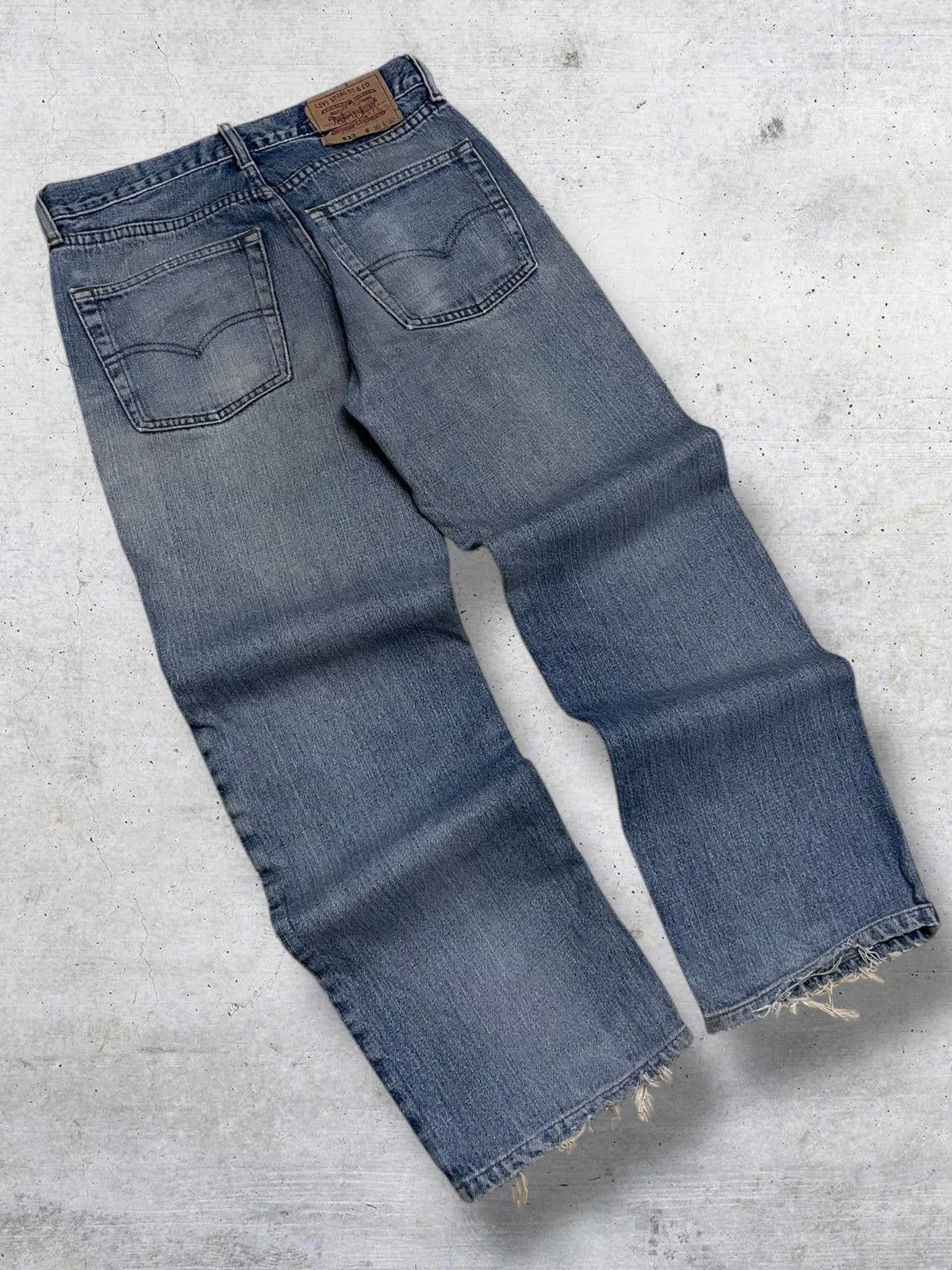 Levi's Vintage Clothing VINTAGE 533 LEVIS USA DESIGNER 90S WHISKERING RIPPED DENIM Size US 29 - 10 Thumbnail