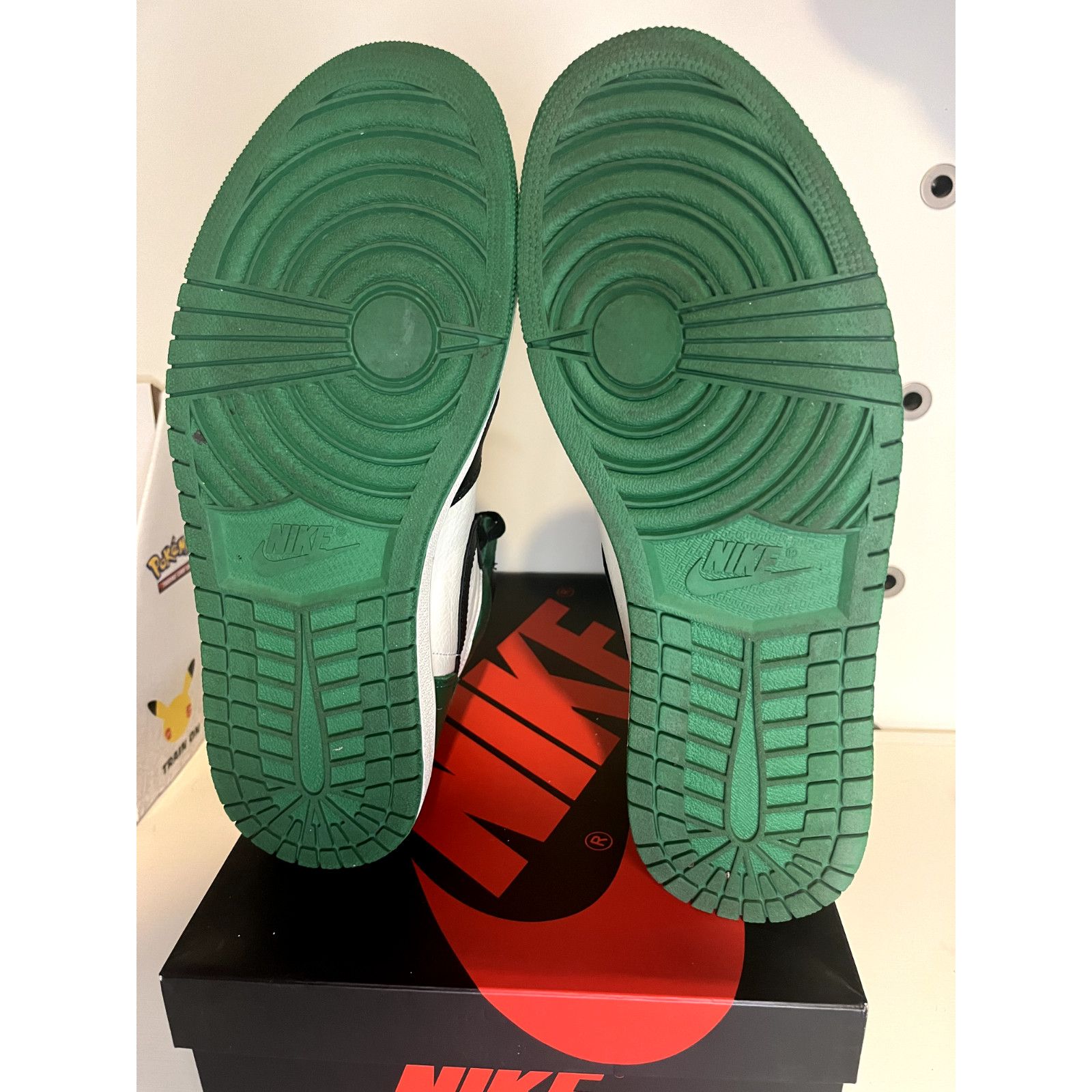 Jordan Brand Jordan One High Pine Green 555088-140 GREAT CONDITION Size US 11 / EU 44 - 6 Thumbnail