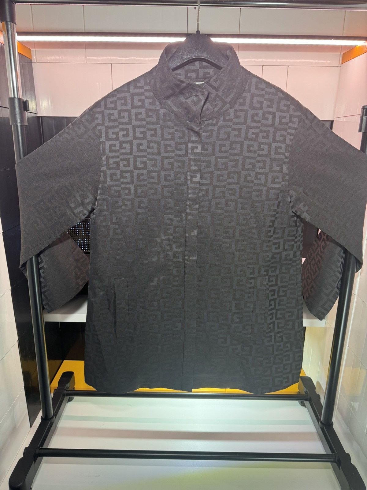 Givenchy Givenchy Boutiques Vintage Monogram Jacket Size US M / EU 48-50 / 2 - 2 Thumbnail