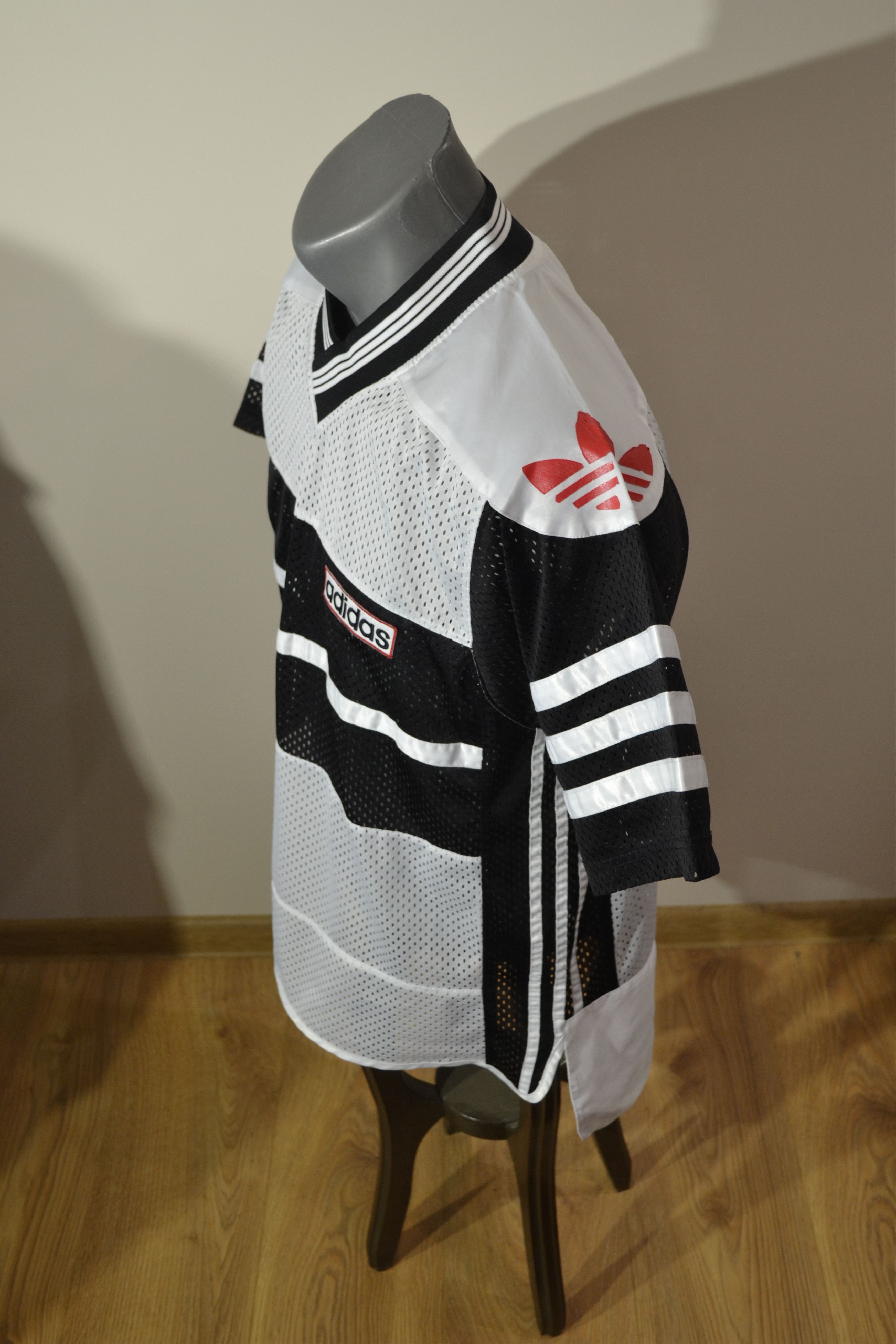 Adidas Vintage Adidas 90s Mesh Jersey – Rare Sportswear – Size M Size US M / EU 48-50 / 2 - 4 Thumbnail