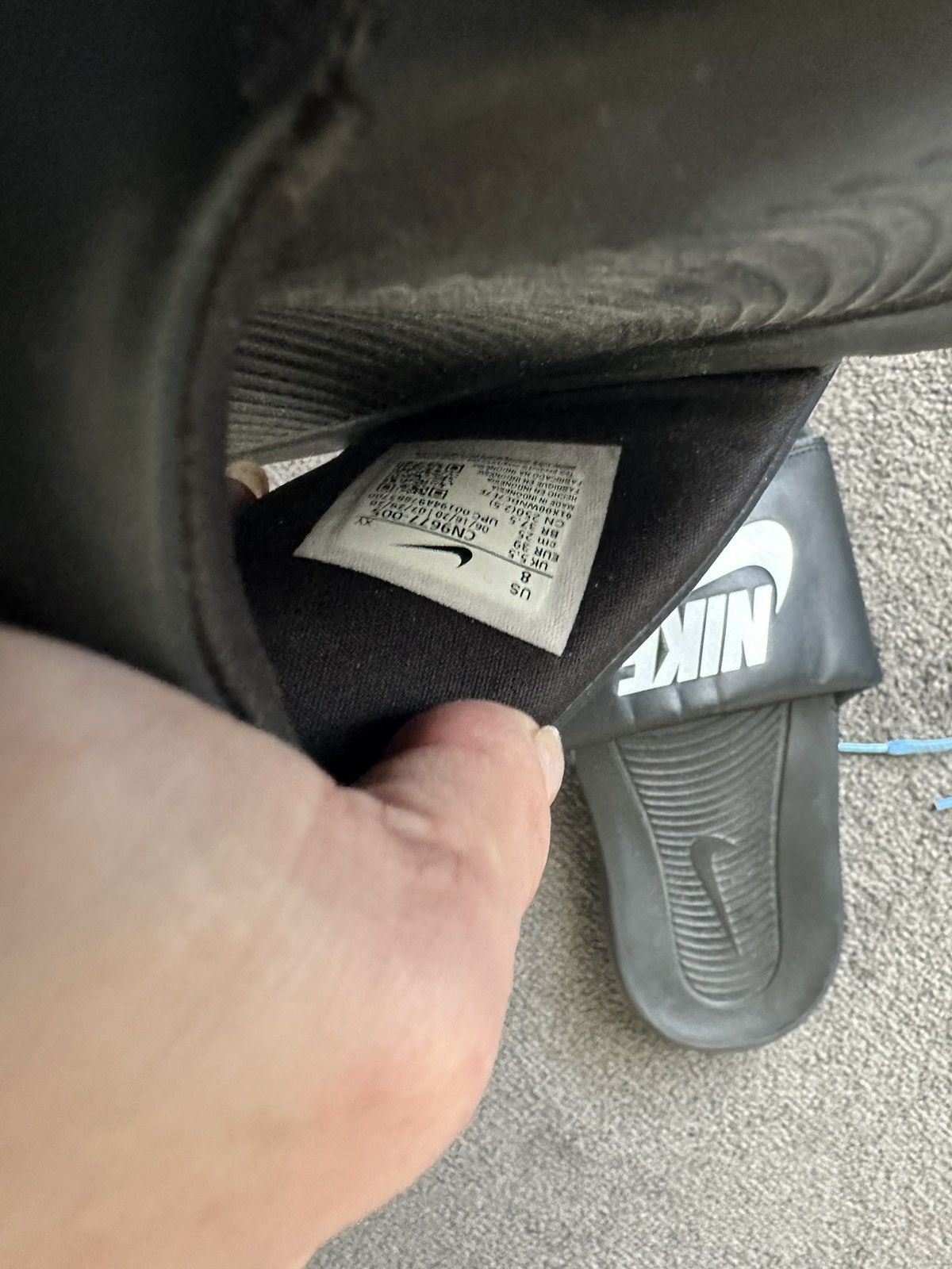 Nike Nike Slides Women’s Size US 8 / IT 38 - 2 Thumbnail