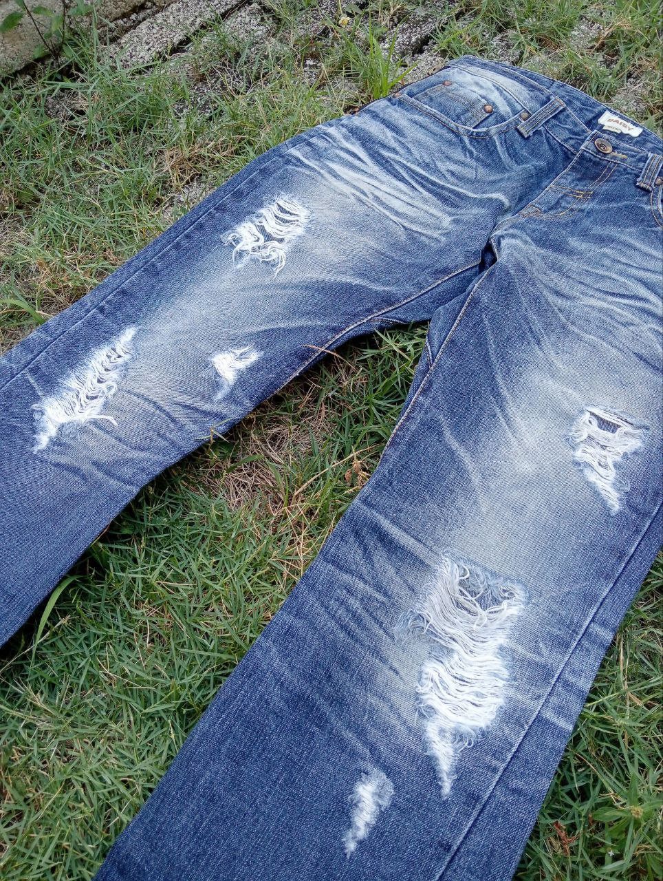 If Six Was Nine Vintage Daisy Distressed Jeans Size US 31 - 7 Thumbnail