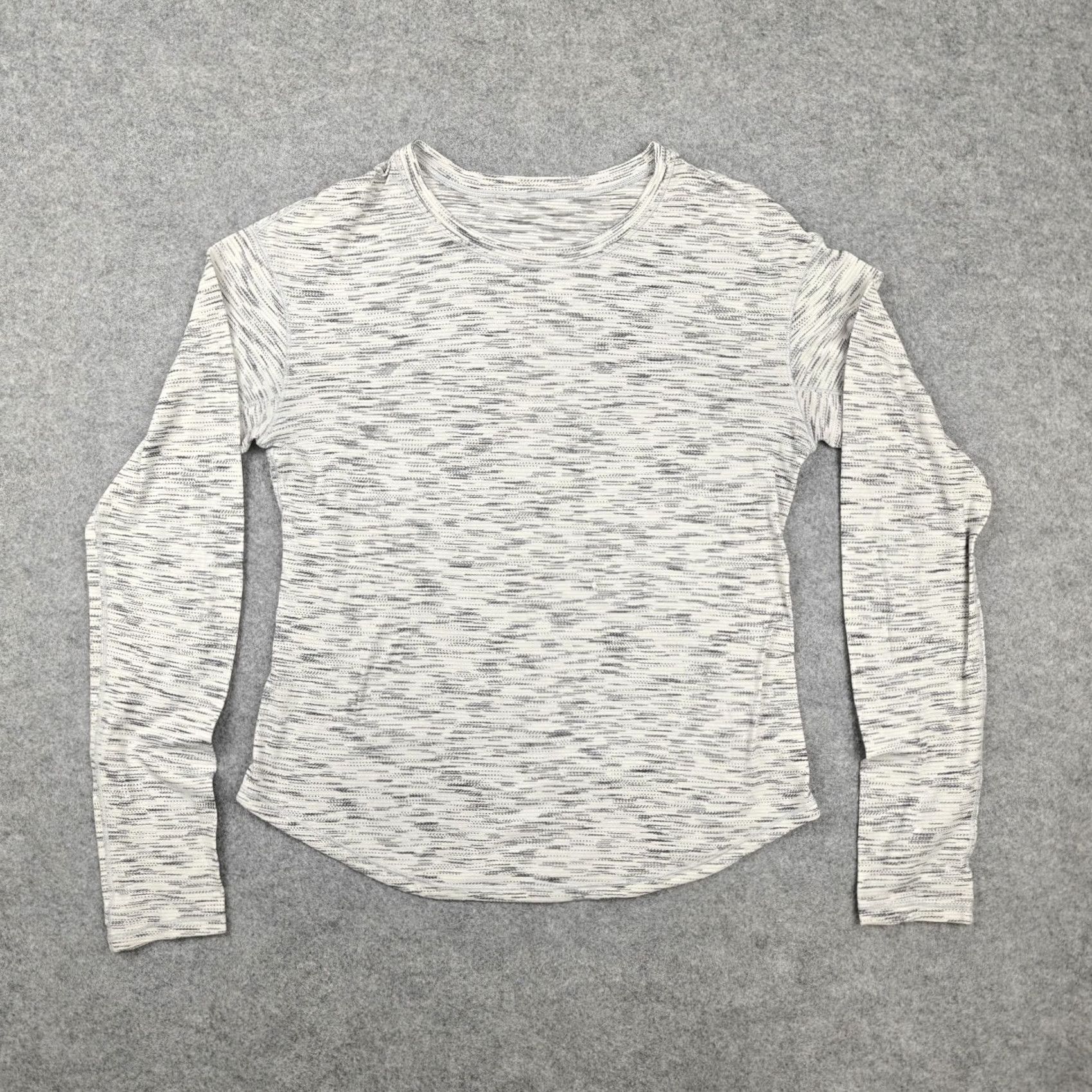 Lululemon Lululemon Swiftly Tech Shirt Womens 8 Gray Long Sleeve Running Athletic Seamless Moisture Wicking Crew Neck Slim Fit Plain Solid Vintage No Size M / US 6-8 / IT 42-44 - 2 Thumbnail