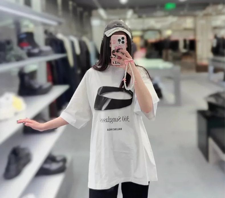 Balenciaga Balenciaga 360 Sunglasses printed short sleeve T-shirt, wh Size US M / EU 48-50 / 2 - 8 Thumbnail