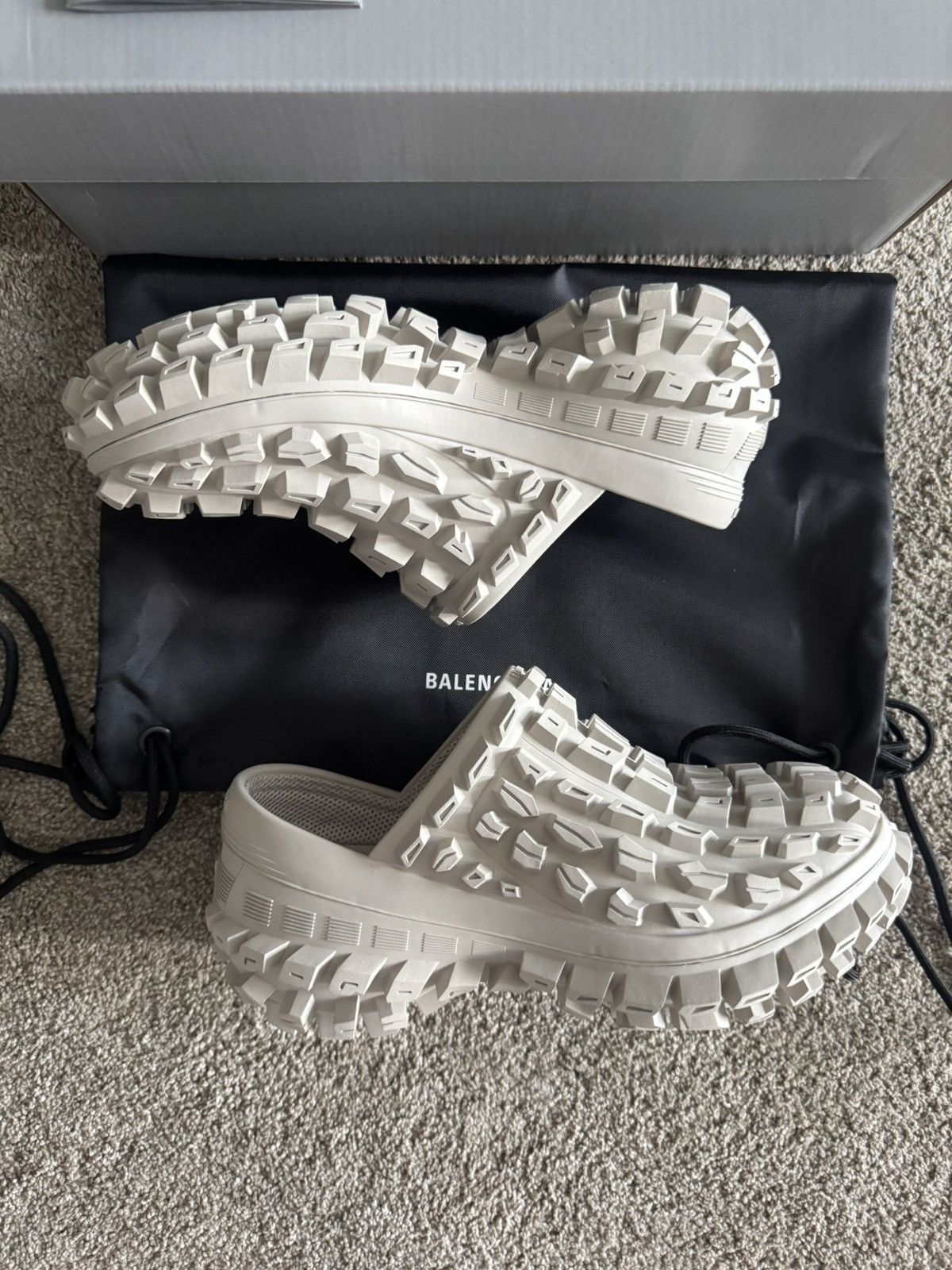 Balenciaga Balenciaga Bouncer Platform Clog Beige 37 ChunkyNew Size US 7 / IT 37 - 5 Thumbnail