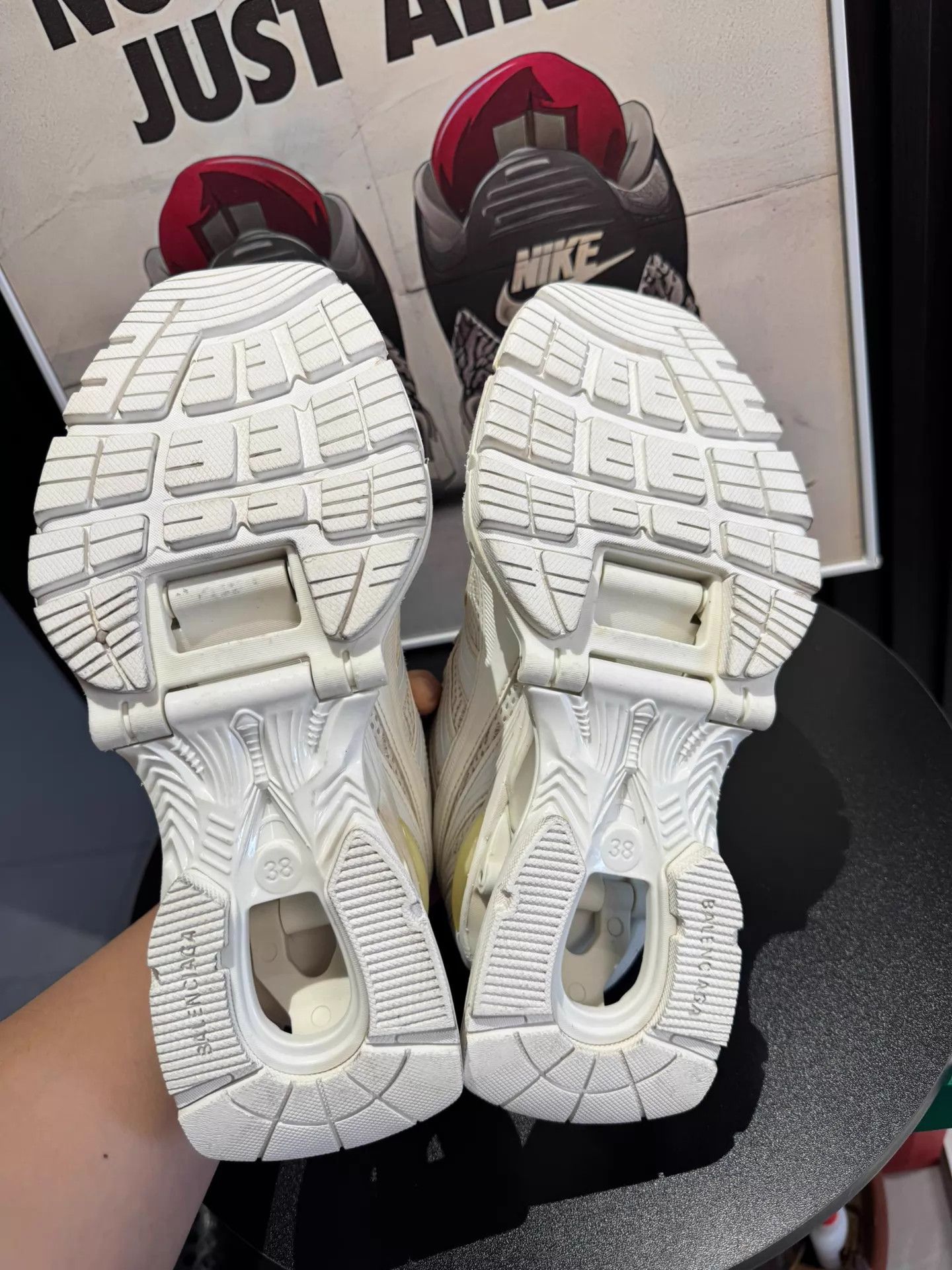 Balenciaga Balenciaga X-Pander Women's Sneakers Cream Size 38 Size US 7.5 / IT 37.5 - 8 Thumbnail