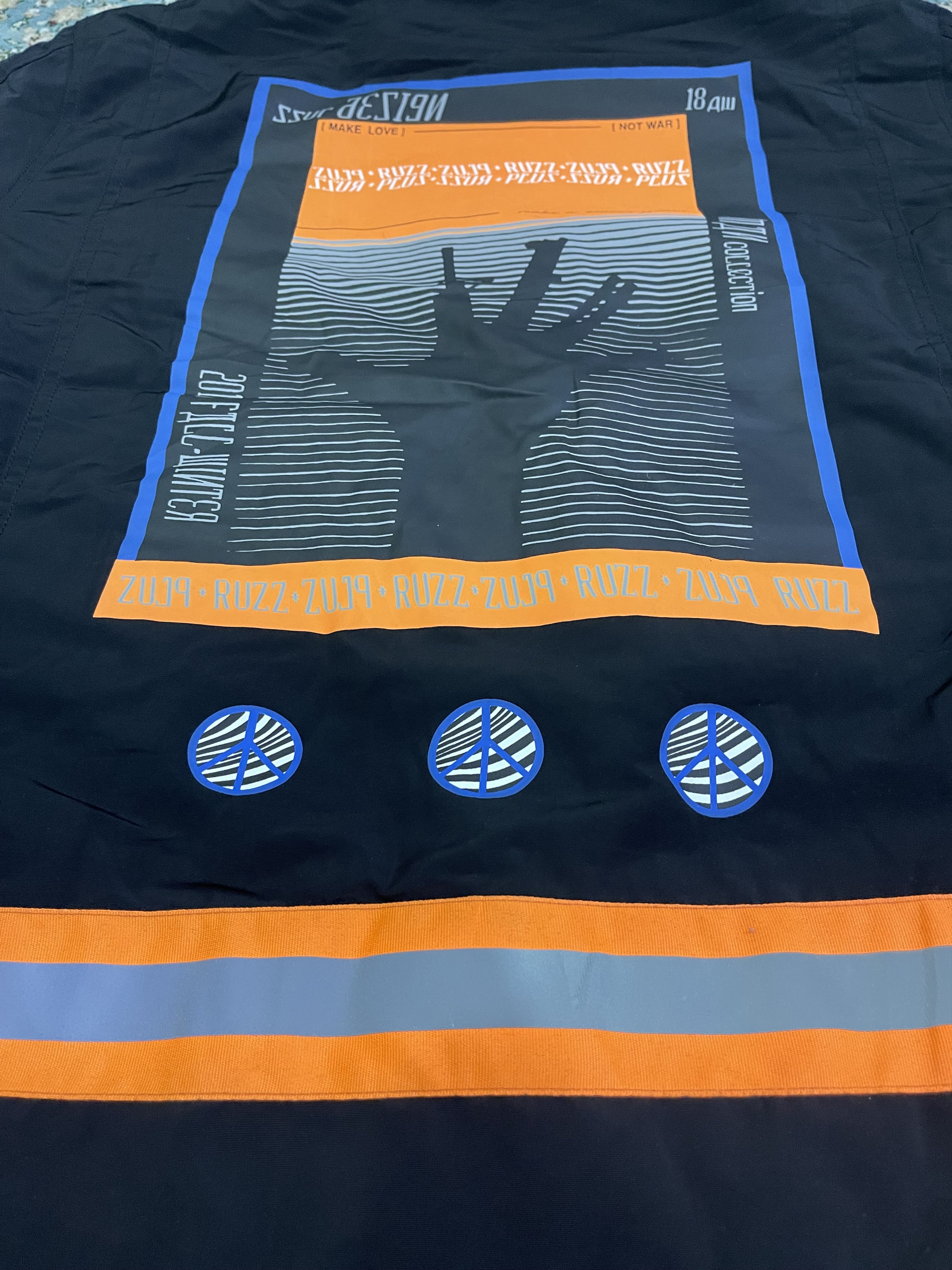 SSUR AW18 SSUR Safety Reflector Puffer Jacket “Make Love Not War” Size US M / EU 48-50 / 2 - 20 Thumbnail
