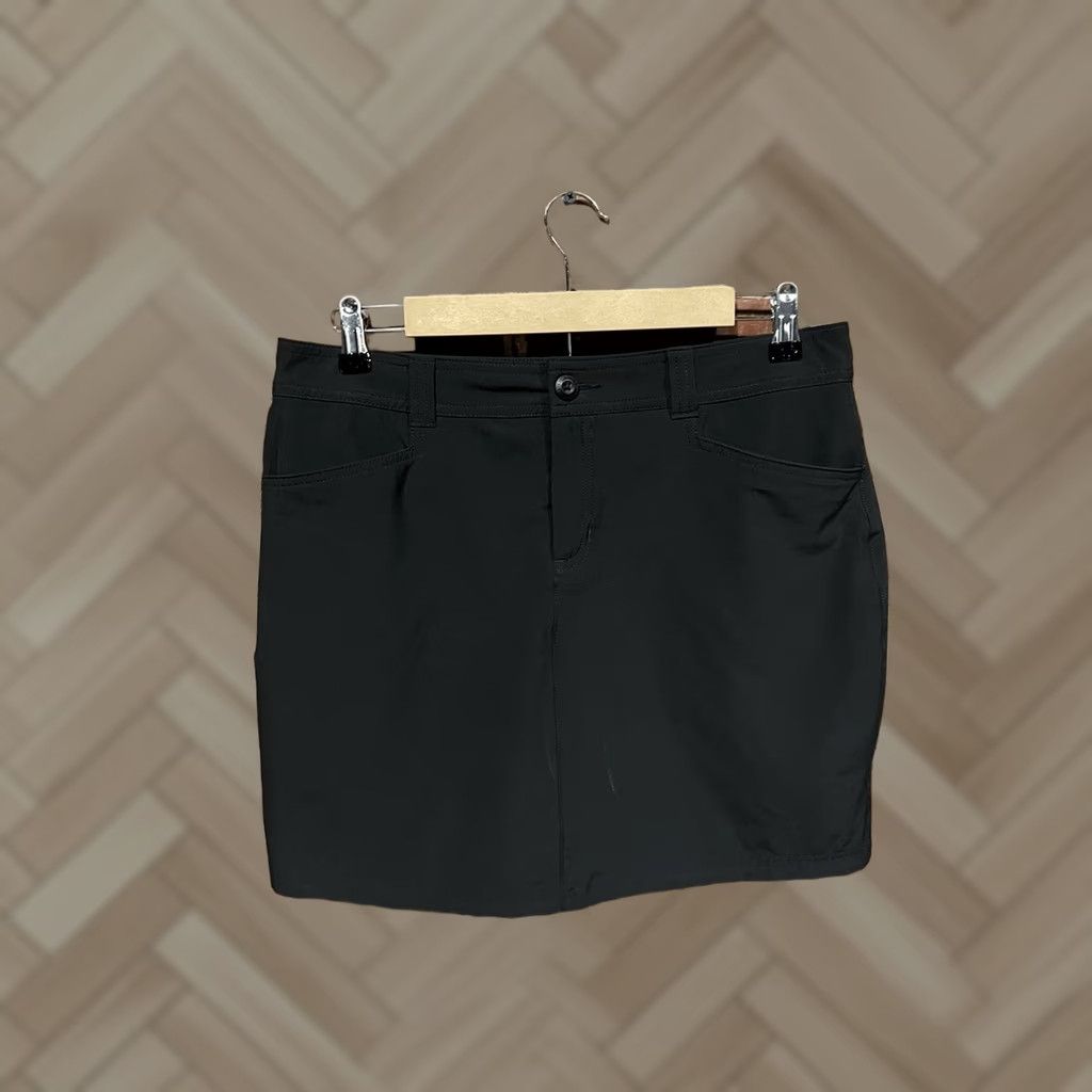 Eddie Bauer Eddie Bauer Skort Womens 6 Black Adventurer Skort Skirt Pockets Size 28" / US 6 / IT 42 - 1 Thumbnail