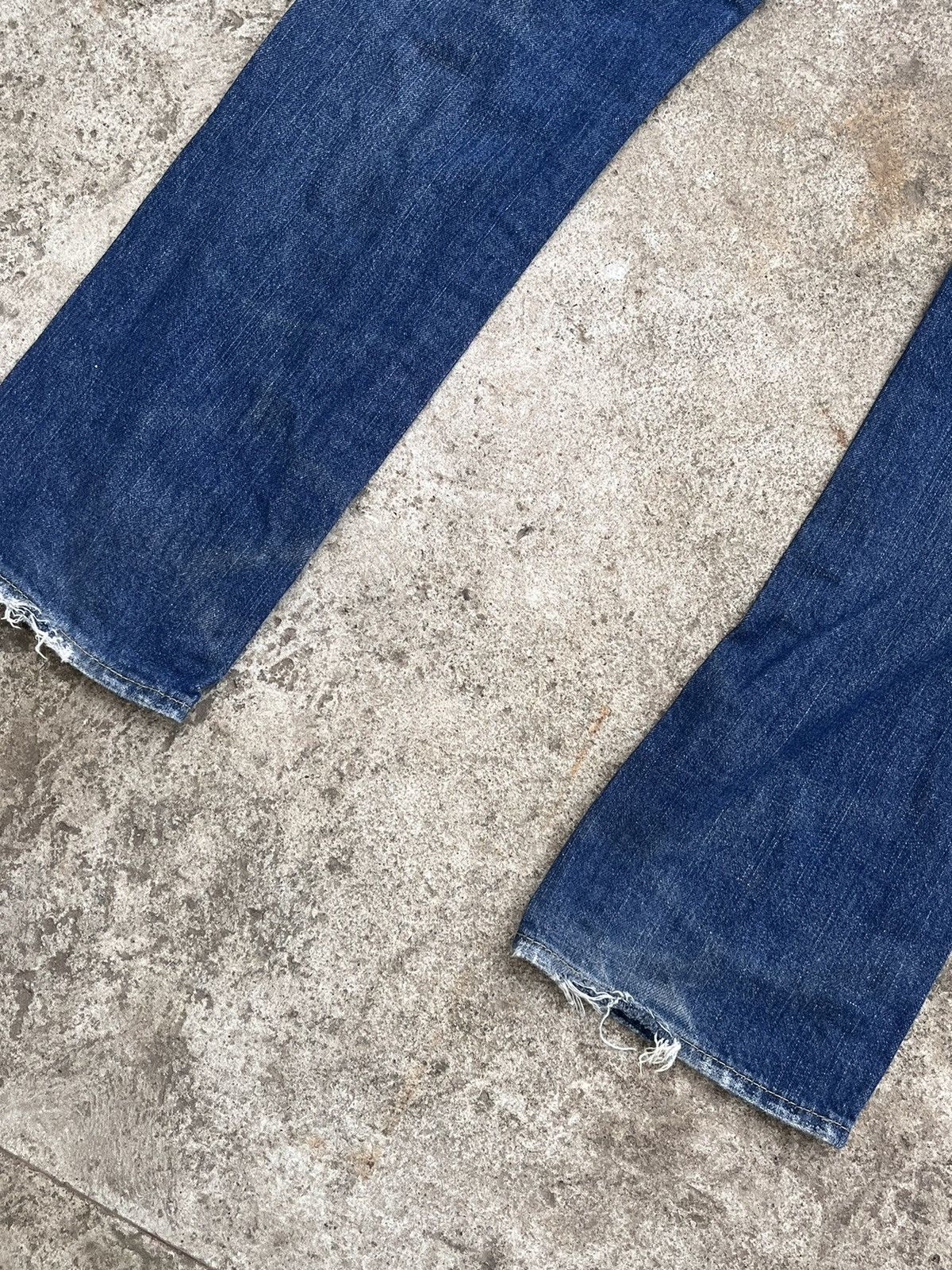 True Religion × Vintage Distressed True Religion Vintage Denim Pants Size US 32 / EU 48 - 4 Thumbnail