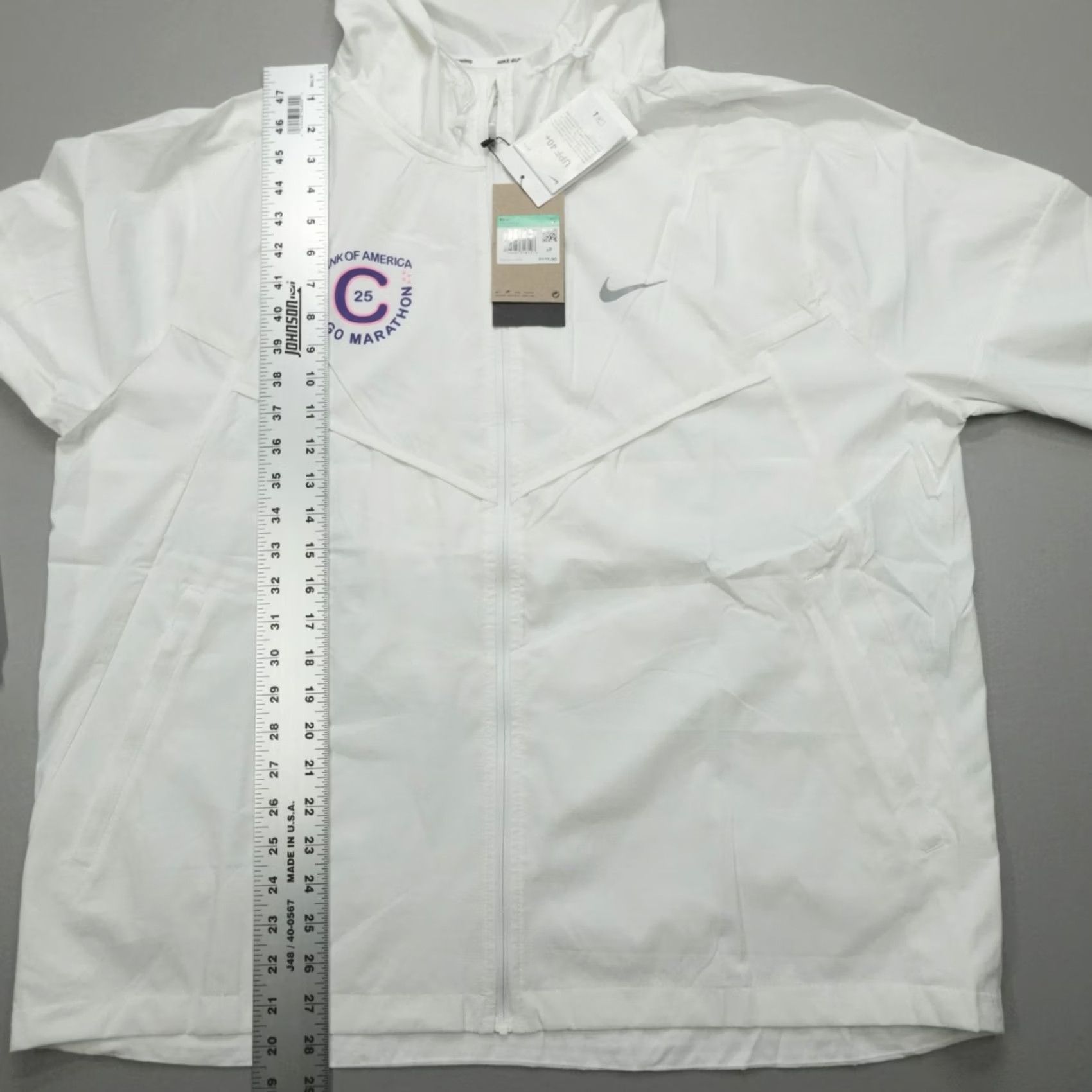 Nike Nike Jacket Bank of America Chicago Marathon 2025 Light XL White Regular Men’s Windbreaker Pockets Full Zip Sports Athleisure Run & Gym Size US XL / EU 56 / 4 - 7 Thumbnail