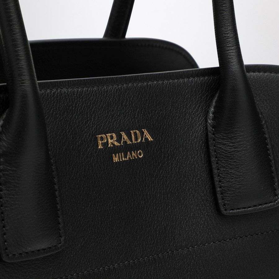 o1d2blof0924 Size : OS / Leather Shopping Bag In Black