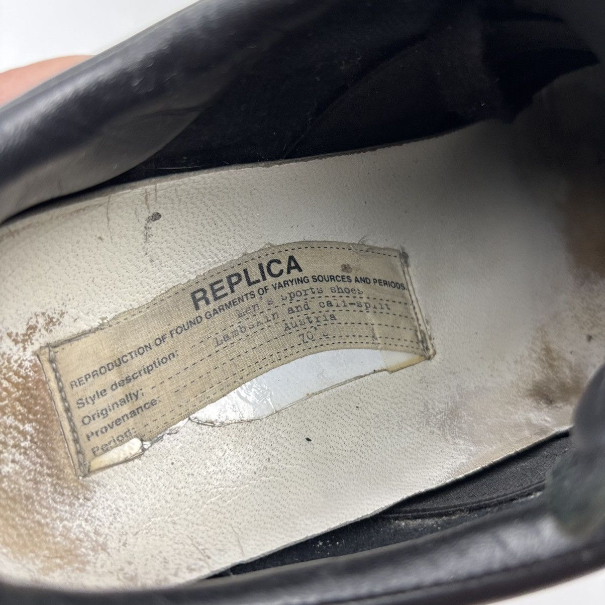 Maison Margiela Maison Margiela Triple Black Gats Size US 7.5 / EU 40-41 - 8 Thumbnail