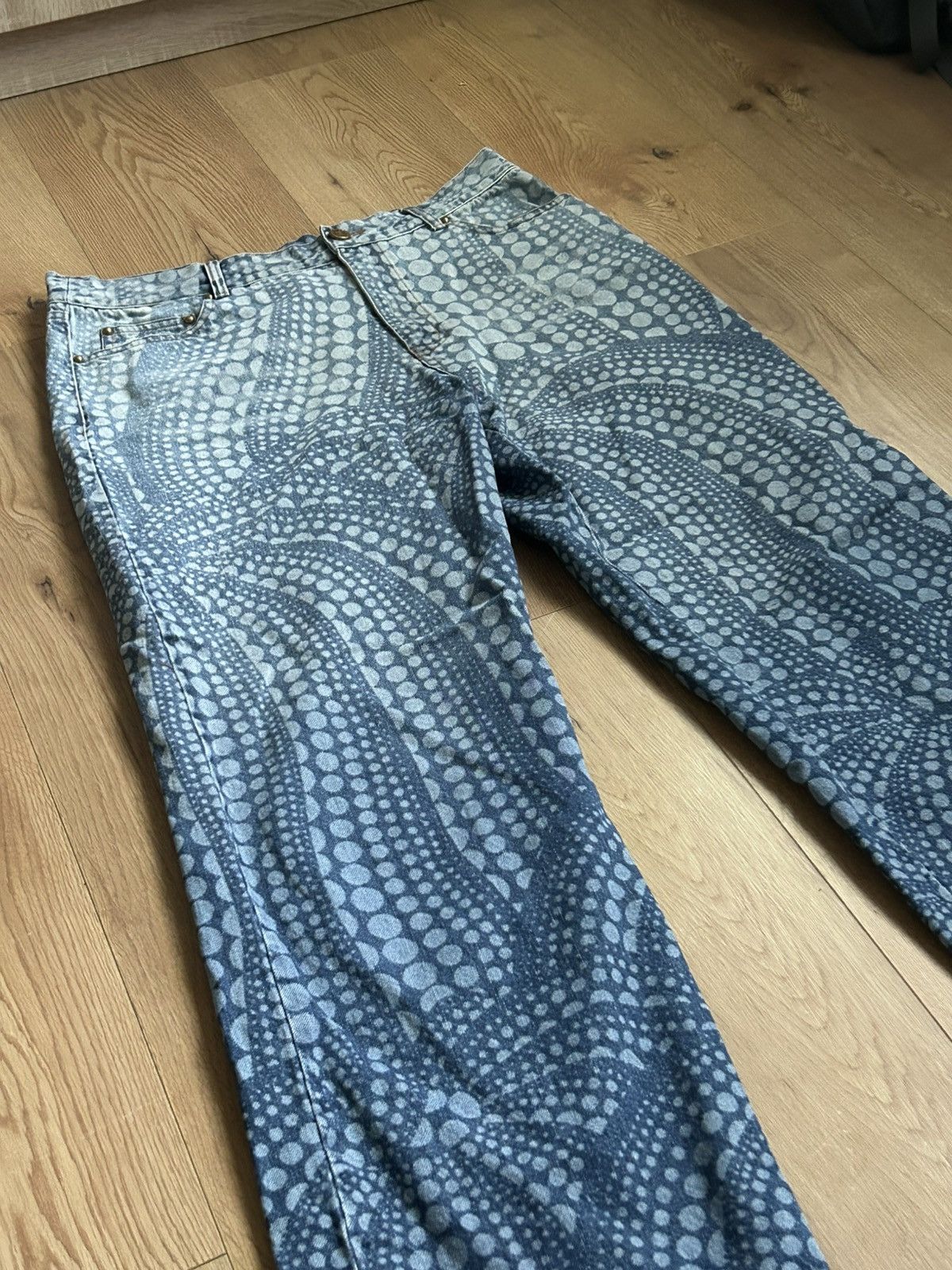 Yayoi Kusama Louis Vuitton Yayoi Kusama 23AW Allover Pumpkin Denim Size US 32 / EU 48 - 1 Thumbnail