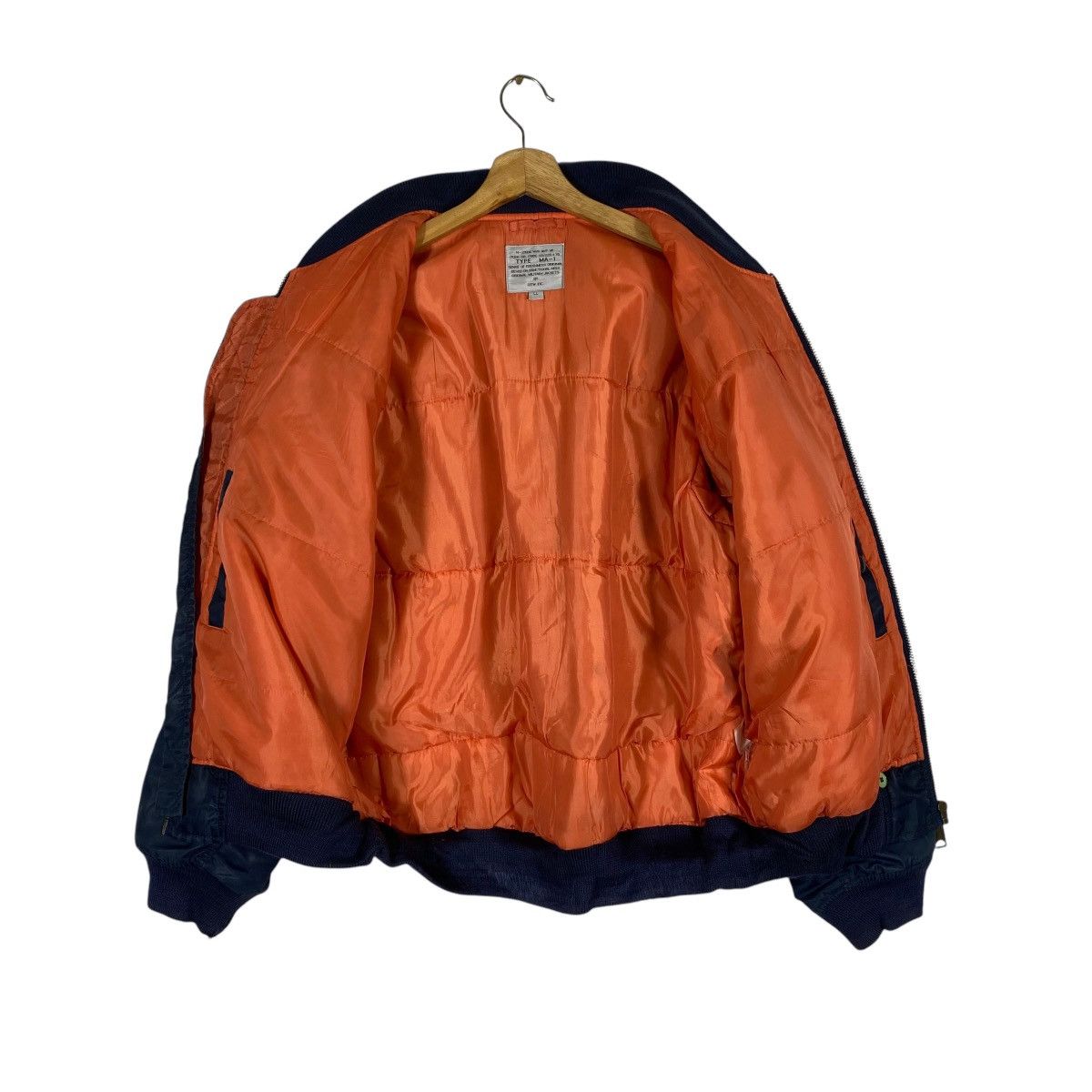 Other Type MA-1 Military Bomber Jacket L Size Navyblue Colour Size US L / EU 52-54 / 3 - 7 Thumbnail