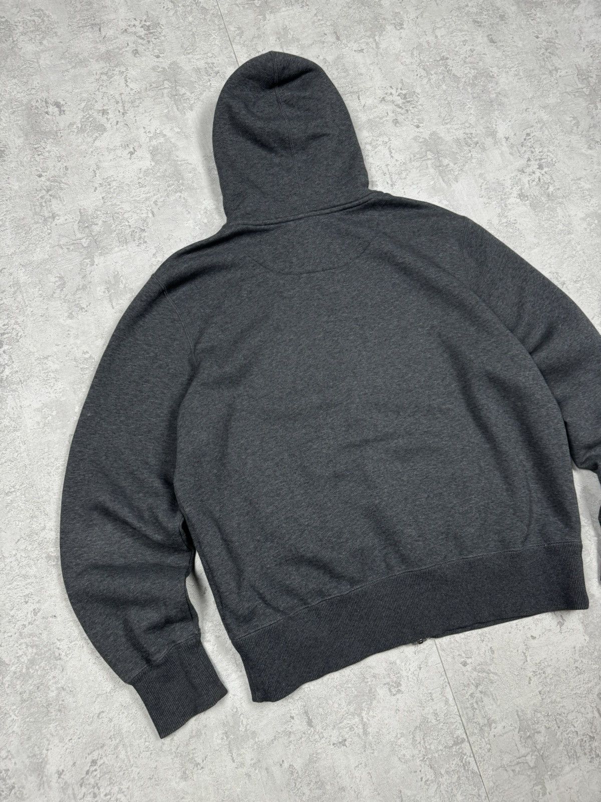 Nike Vintage Nike Y2K Gray Zip Hoodie Size L Size US L / EU 52-54 / 3 - 9 Thumbnail