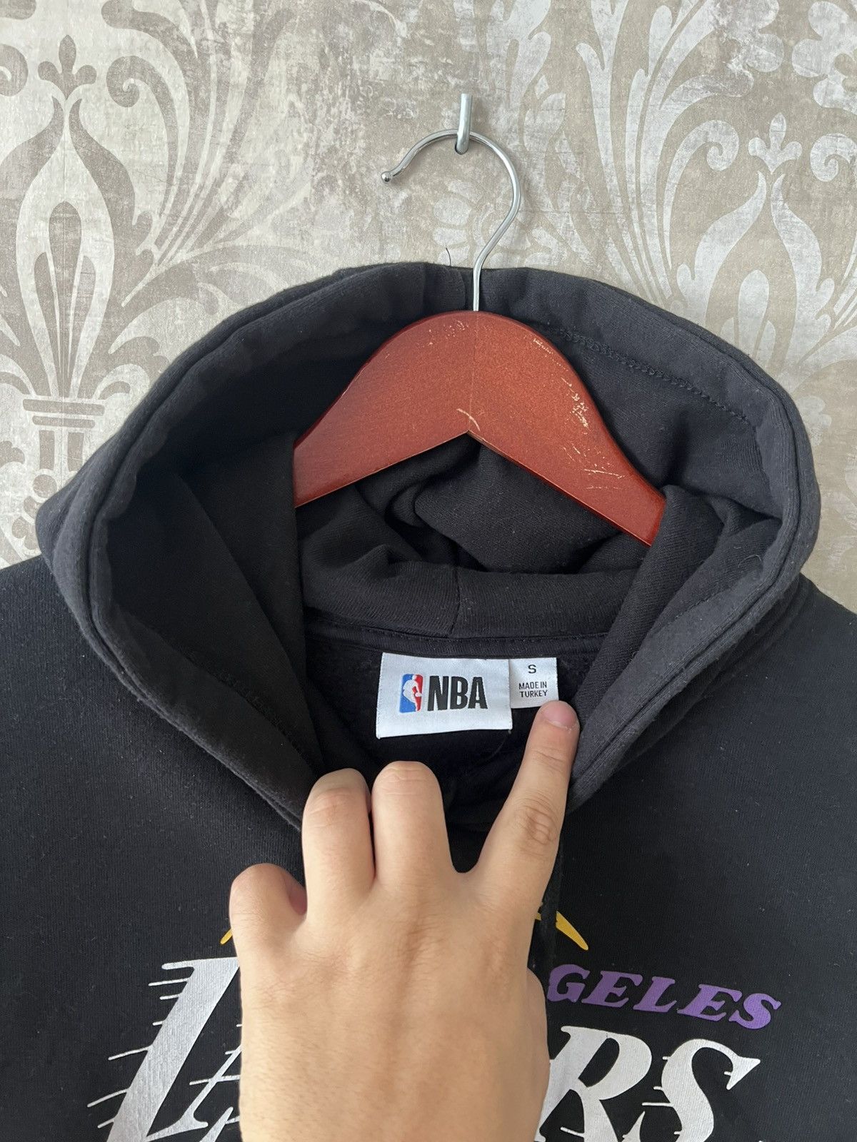 NBA NBA Los Angeles Lakers No6 James Hoodie Size US S / EU 44-46 / 1 - 5 Thumbnail