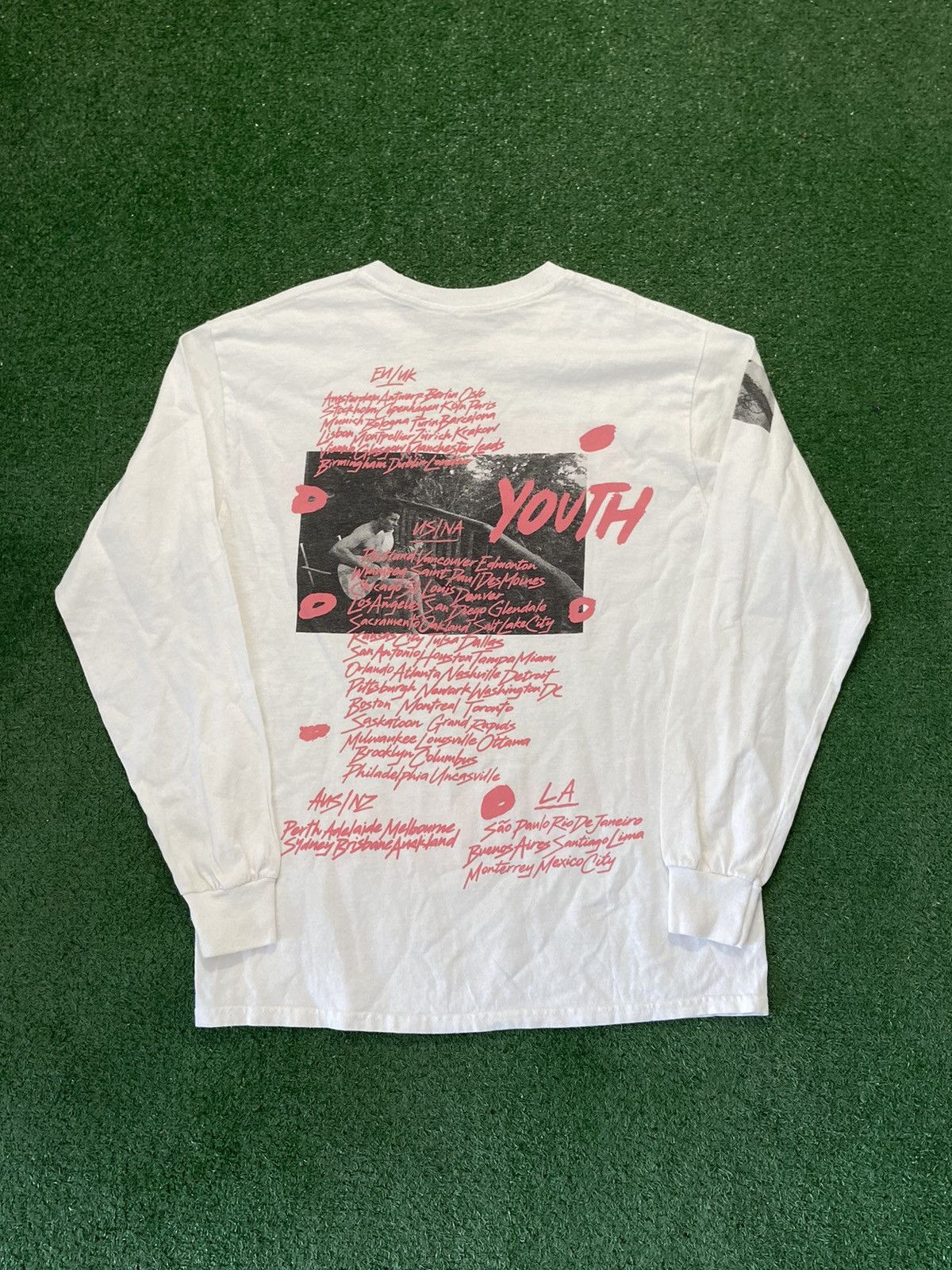 Band Tees Shawn mendes tshirt Size US M / EU 48-50 / 2 - 4 Thumbnail