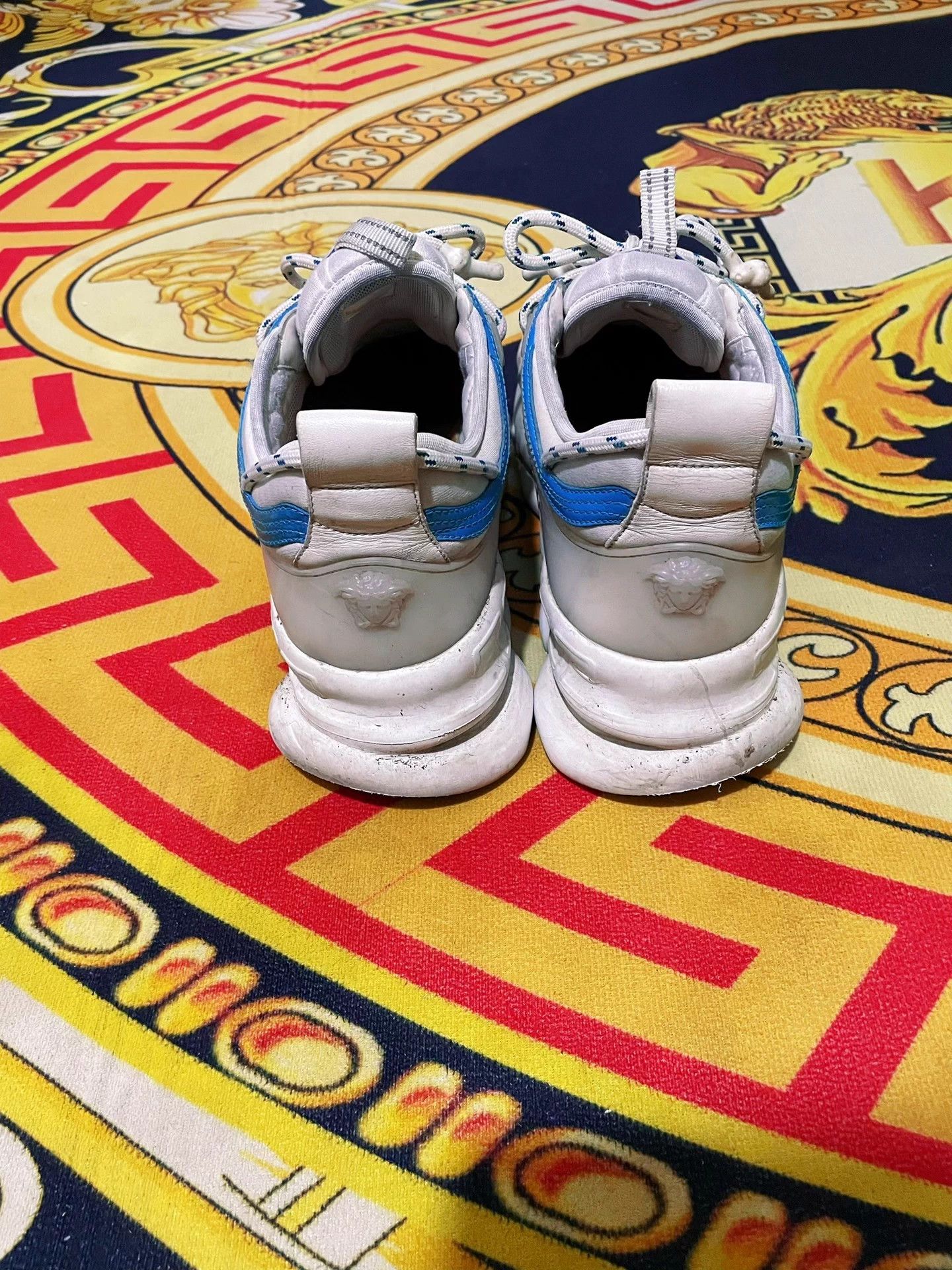 Versace Versace Medusa Swirl Running Sneaker 42 8/10 Size US 9 / EU 42 - 6 Thumbnail