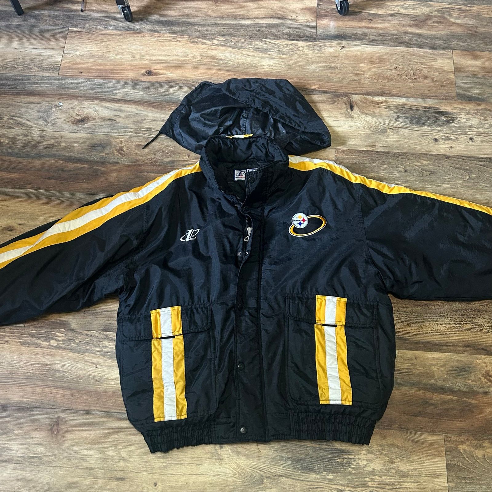 Logo Athletic × NFL × Pro Line 90s Vintage Pittsburgh Steelers Puffer Coat Logo ProLine XL Size US XL / EU 56 / 4 - 6 Thumbnail