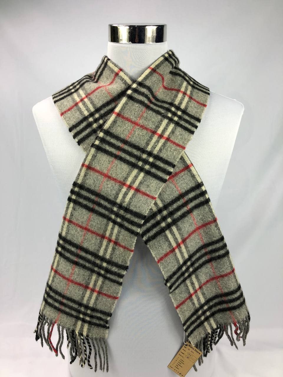Burberry Scarf / Muffler / Neckwear FS052