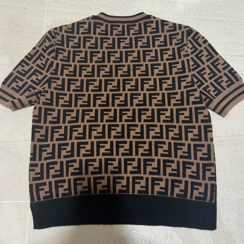 Fendi Fendi size 38 Old Flower Knitwear Knitted Sweater Size US XXS / EU 40 - 2 Thumbnail