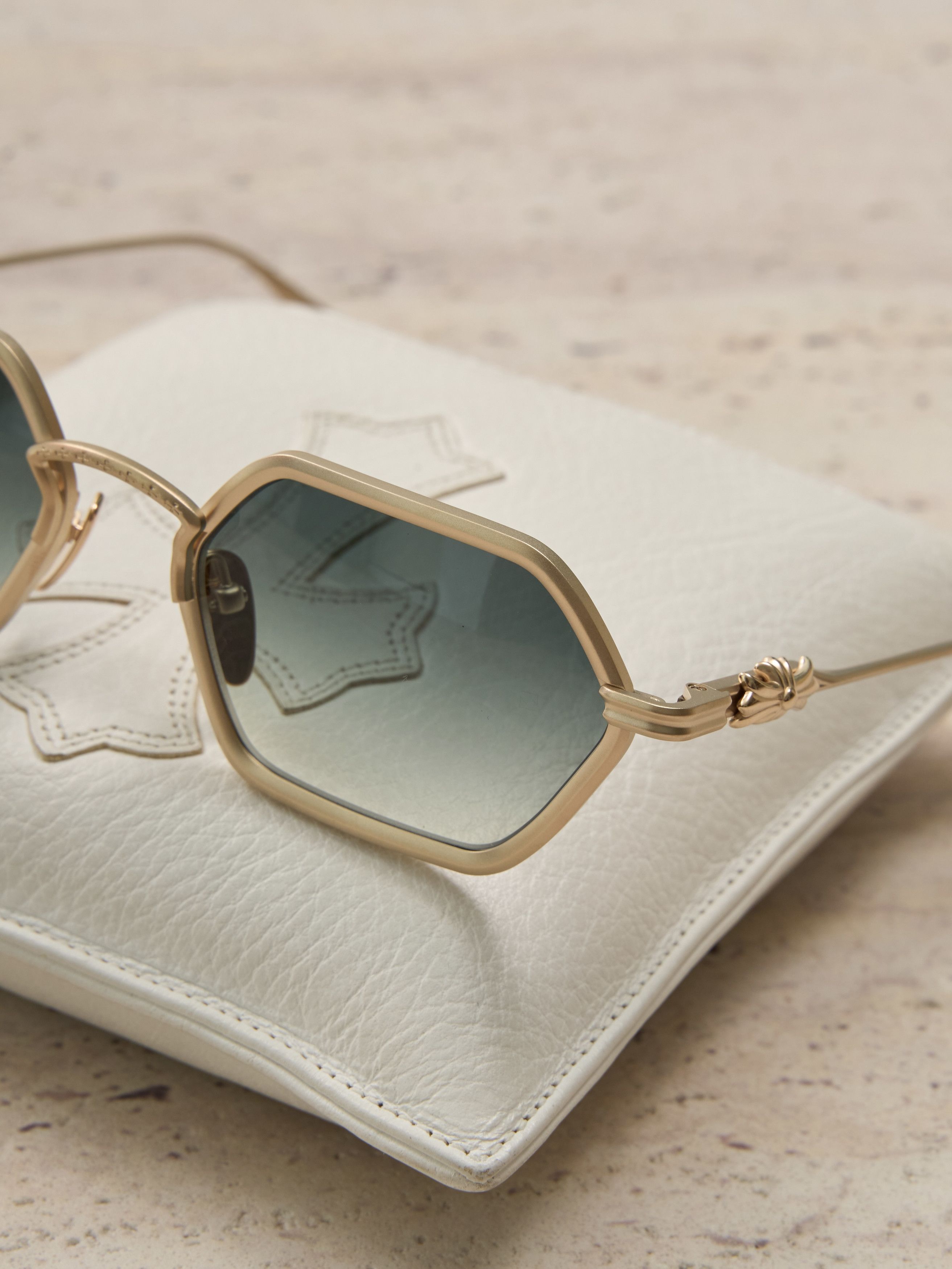 Chrome Hearts CHROME HEARTS DATASS MATTE GOLD PLATED Size ONE SIZE - 4 Thumbnail