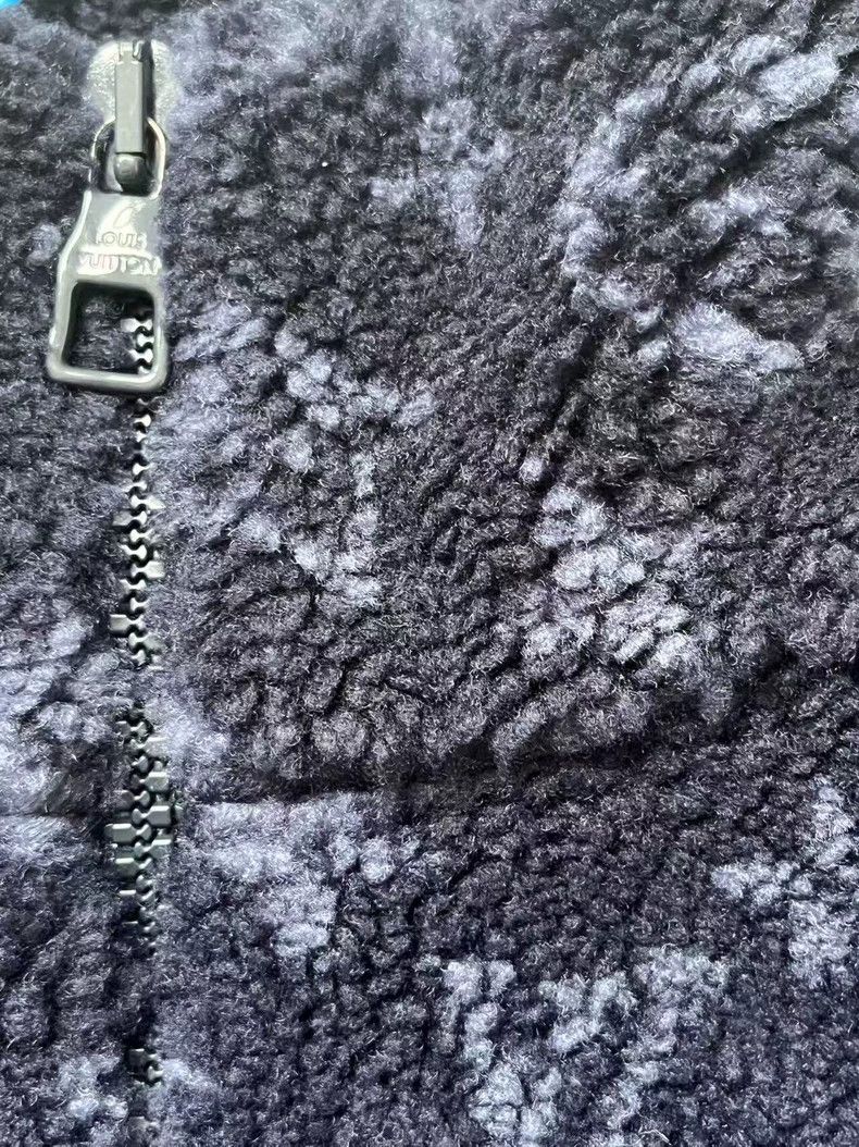 Louis Vuitton Louis Vuitton Full Jacquard Suede Logo Jacket Size US S / EU 44-46 / 1 - 3 Thumbnail