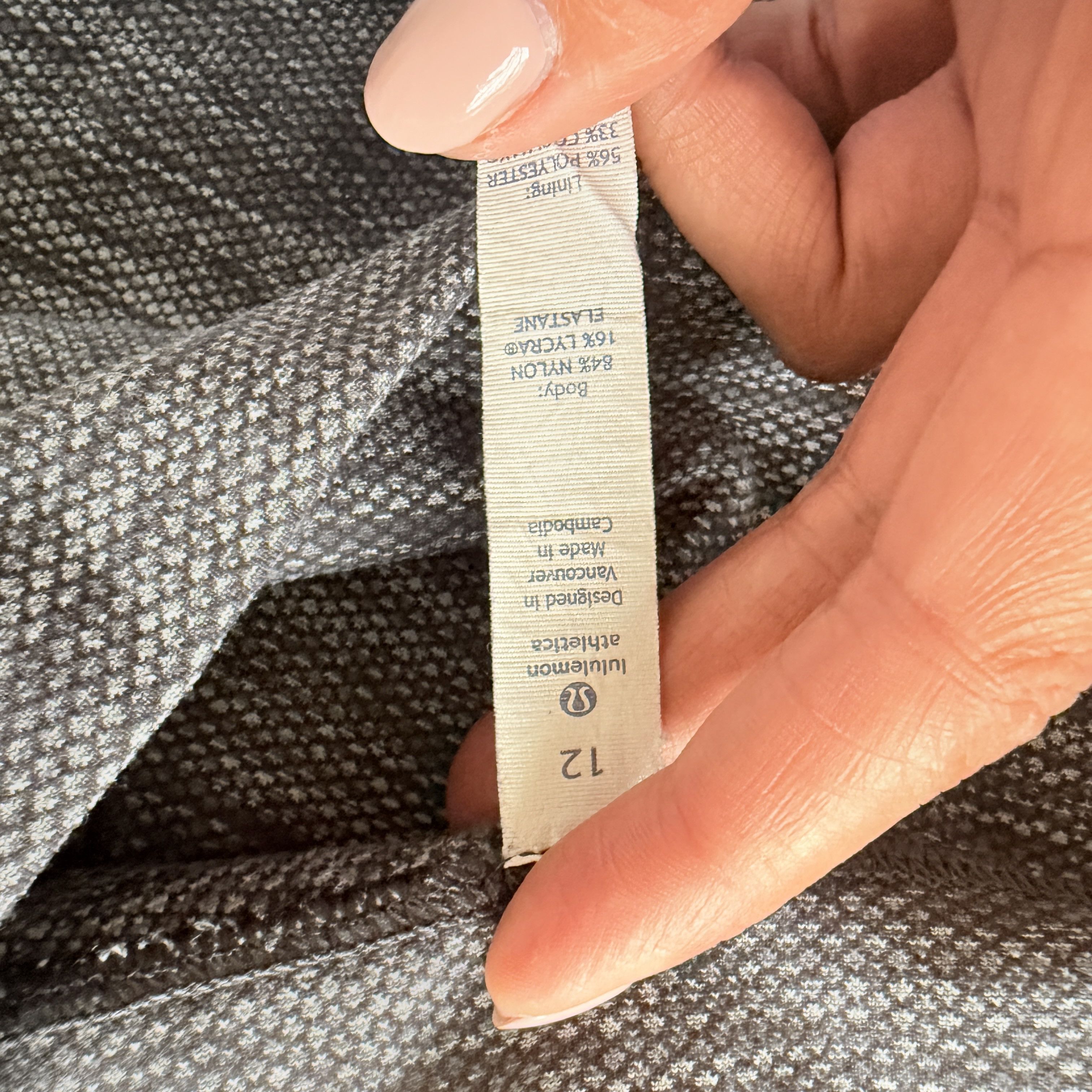 Lululemon Lululemon Wunder Under Hi Rise Diamond Jacquard Yoga Pant Size 34" / US 12 / IT 48 - 6 Thumbnail