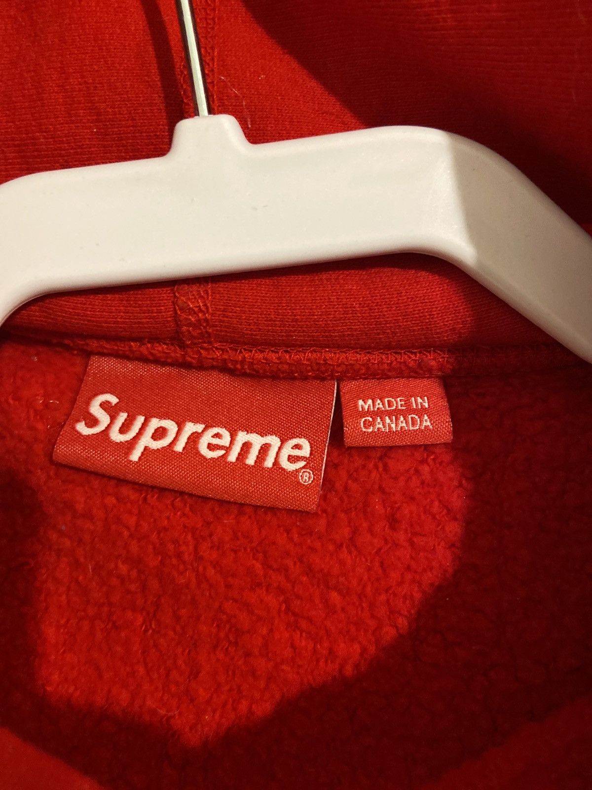 Supreme Supreme logo Size US M / EU 48-50 / 2 - 4 Thumbnail