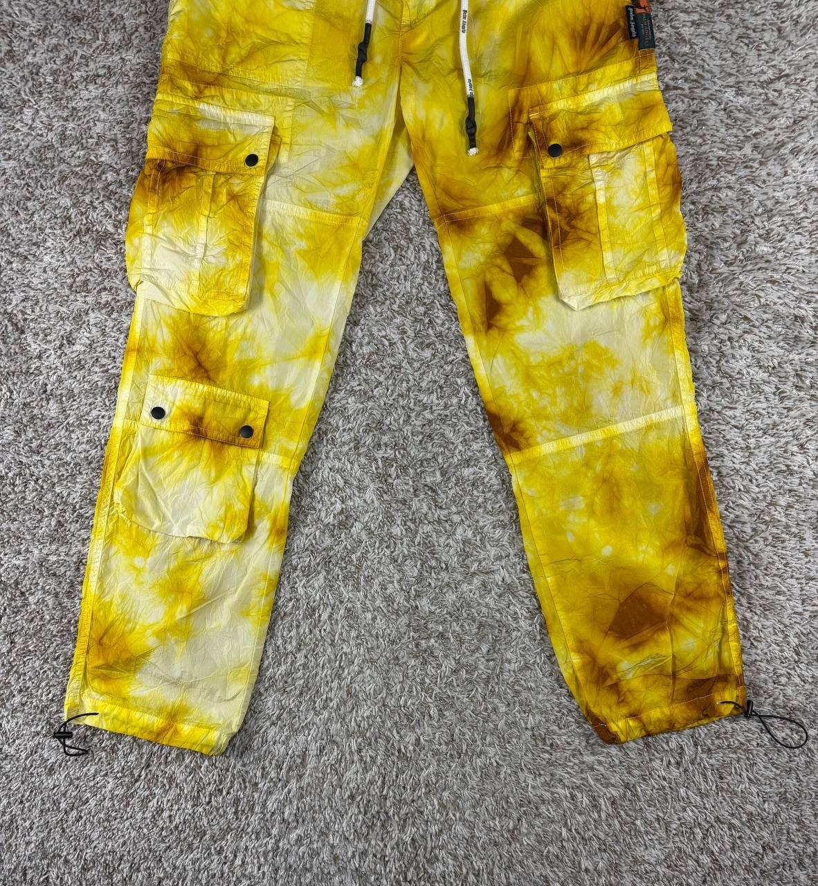 Palm Angels Palm Angels Tie-Dye Shell Cargo Pants Yellow Size US 30 / EU 46 - 3 Thumbnail