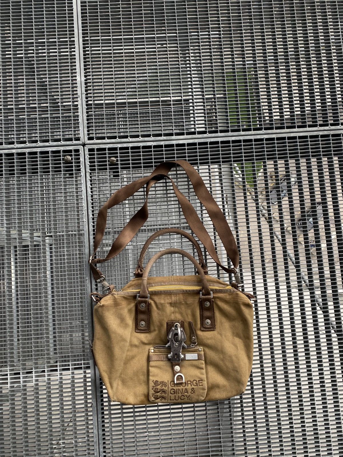 George Gina & Lucy Vintage George Gina & Lucy GGl Jeans Crossbody Bag Size ONE SIZE - 1 Thumbnail