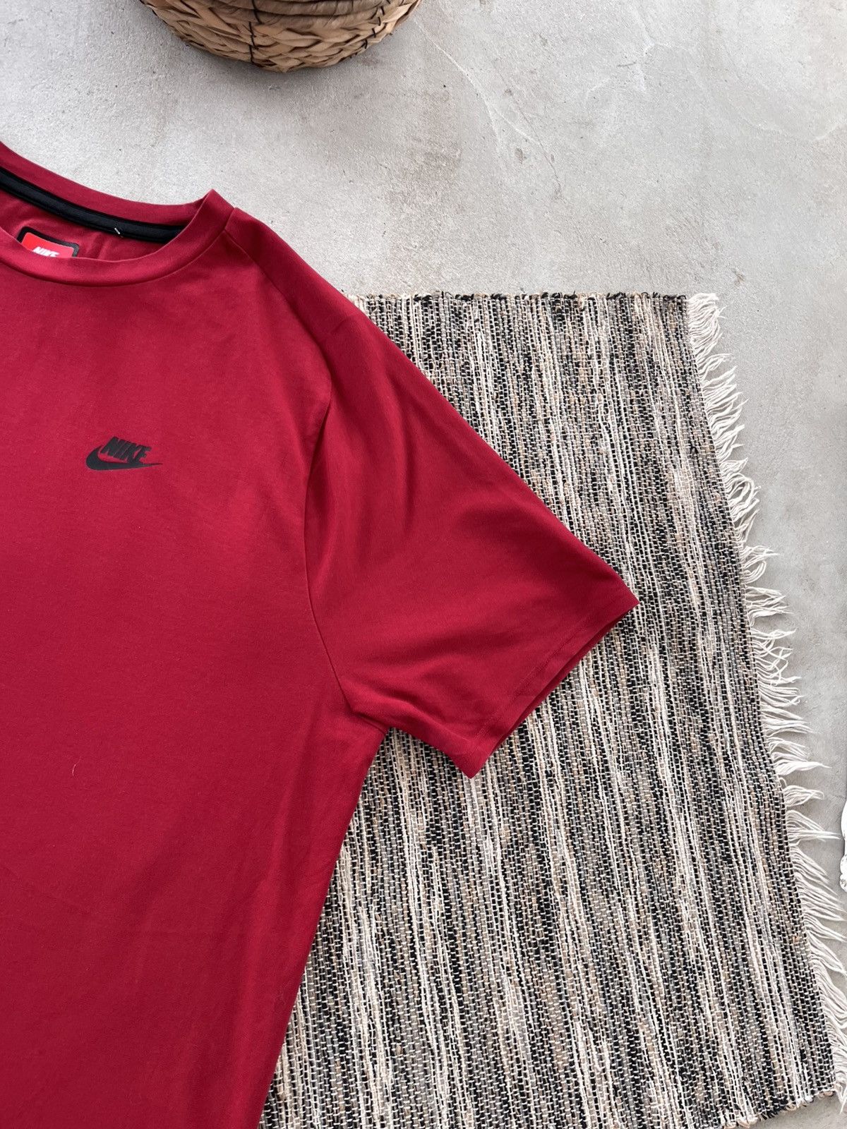 Nike Vintage Nike Tech Fleece Red TShirt Minimalistic blank tee Size US XL / EU 56 / 4 - 5 Thumbnail
