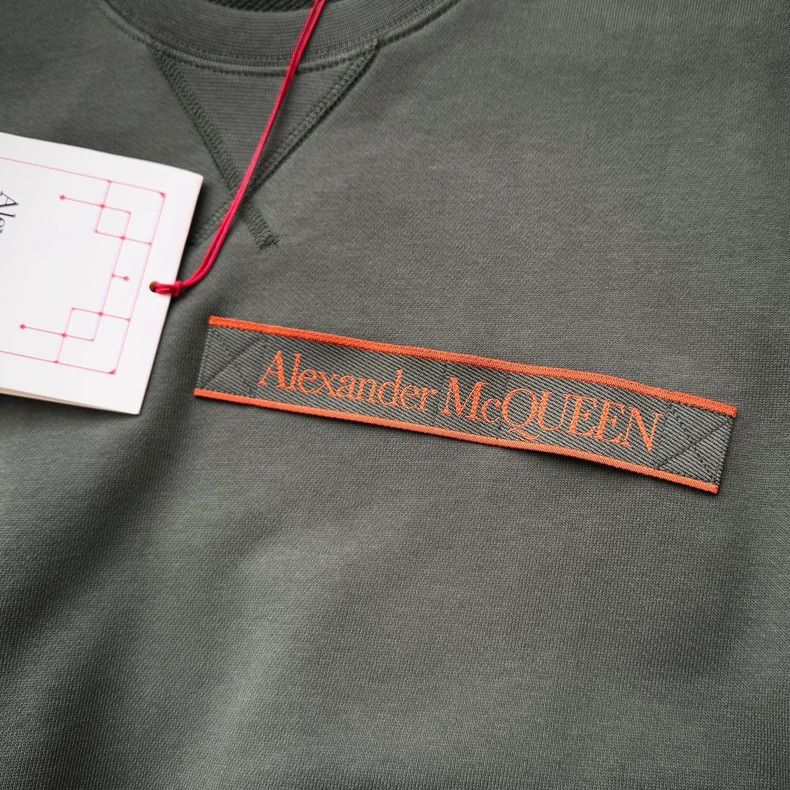 Alexander McQueen Alexander Mcqueen Standard seal sweatshirt Size US S / EU 44-46 / 1 - 4 Thumbnail