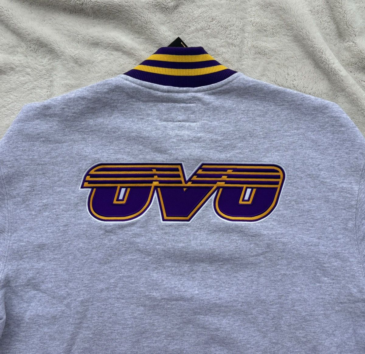October's Very Own OVO x LA Lakers Grey Quarter Zip Sweater Size US XL / EU 56 / 4 - 4 Thumbnail