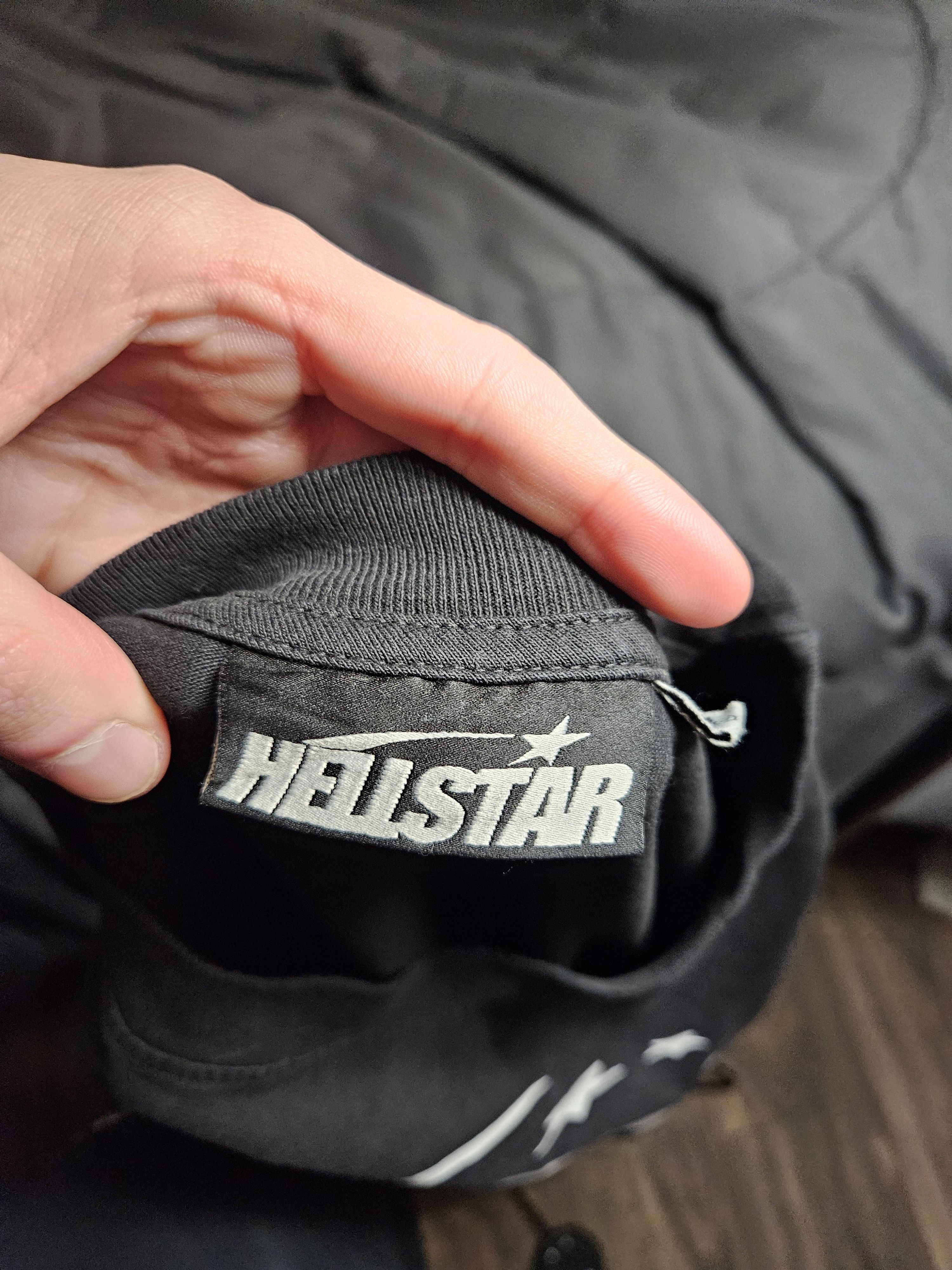HELLSTAR Glow In The Dark Cursive Logo Oversized Black T Shirt Size US L / EU 52-54 / 3 - 7 Thumbnail