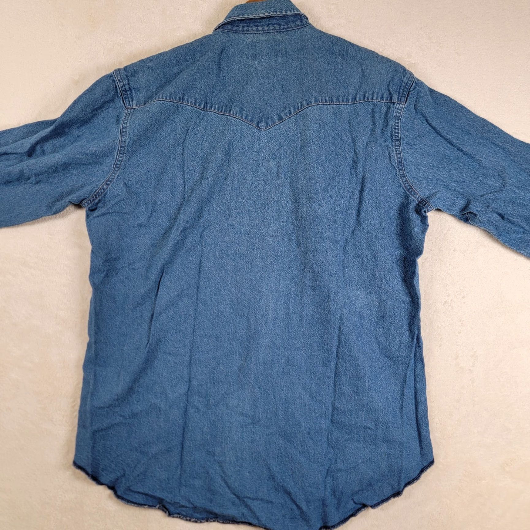 Wrangler VINTAGE Wrangler Mens Button-Down Shirt Regular L Blue Denim Western Pearl Snap Size US L / EU 52-54 / 3 - 3 Thumbnail
