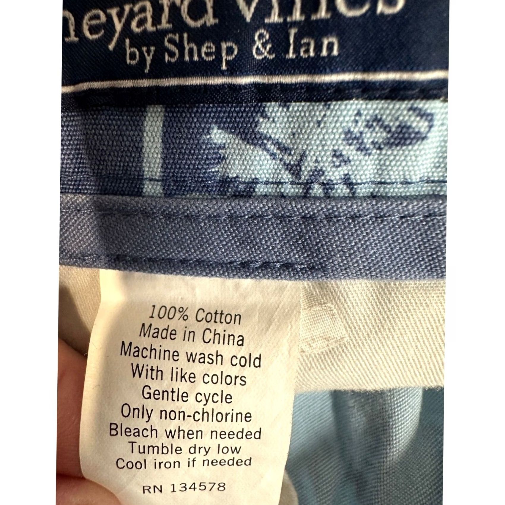 Vineyard Vines Vineyard Vines Shorts Mens 32 Blue Khakis Flat Front All Over Palm Trees Print Casual Size US 32 / EU 48 - 4 Thumbnail