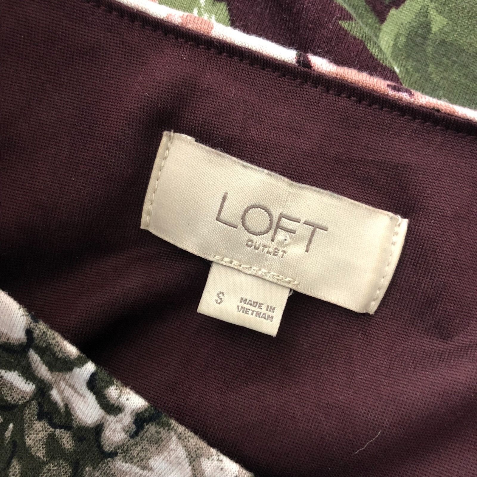 Loft Ann Taylor LOFT Floral Knit Stretch Long Sleeve Scoop Neck B Size S / US 4 / IT 40 - 3 Thumbnail