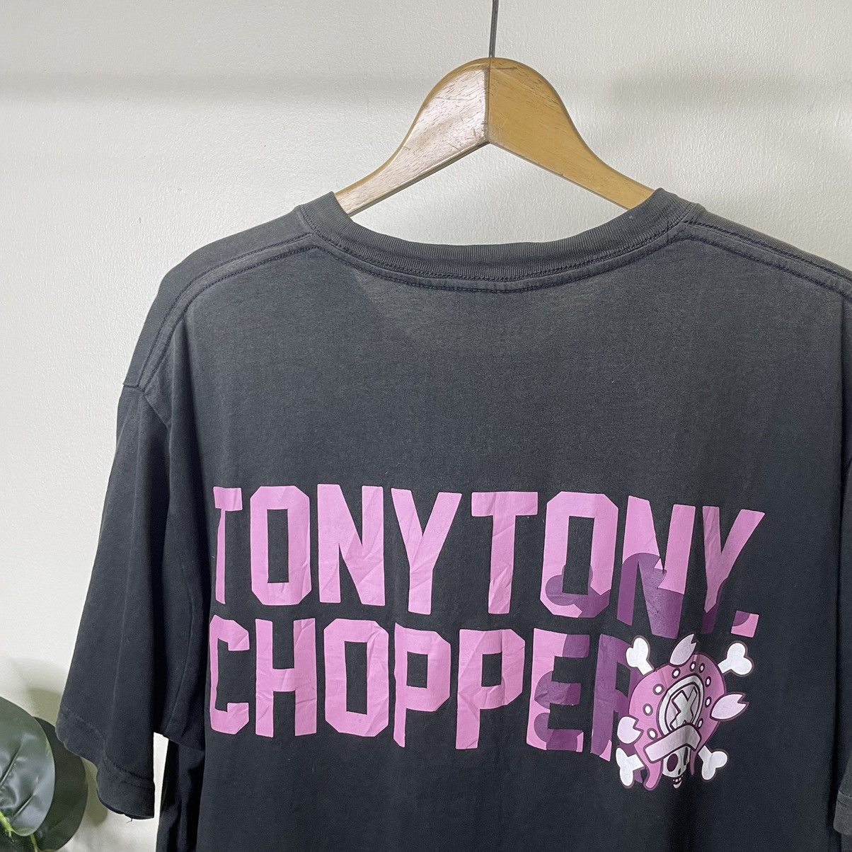 Anime × One Piece × Vintage Vintage 2000s One Piece Tony Chopper Anime Tee Faded Black Size US XL / EU 56 / 4 - 8 Thumbnail