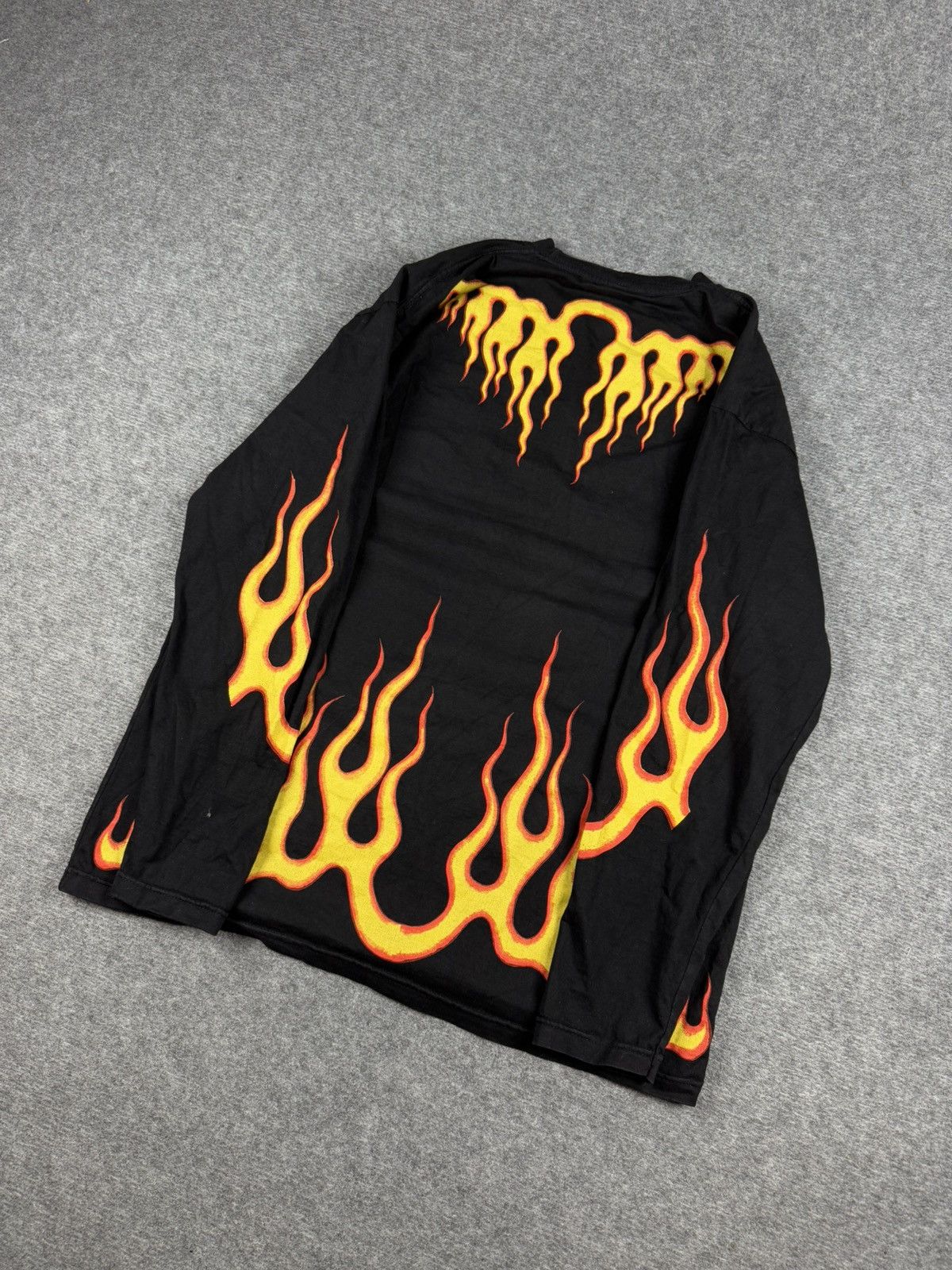 Japanese Brand × Vintage Y2K japanese brand fire flames longsleeve Size US L / EU 52-54 / 3 - 5 Thumbnail