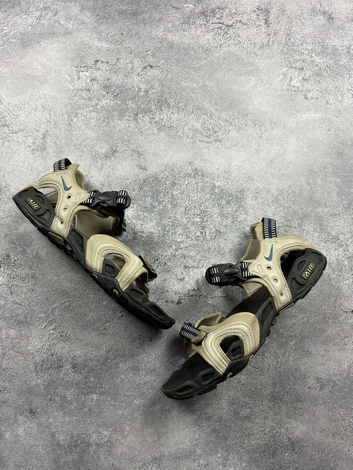 Nike Vintage Nike ACG Sandals Beige Y2K 2000 Swoosh Shoes Size US 9.5 / EU 42-43 - 1 Thumbnail