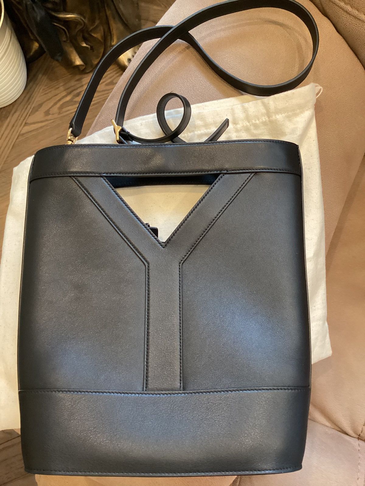 Yves Saint Laurent Saint Laurent Y Small Tote Black Size ONE SIZE - 1 Thumbnail