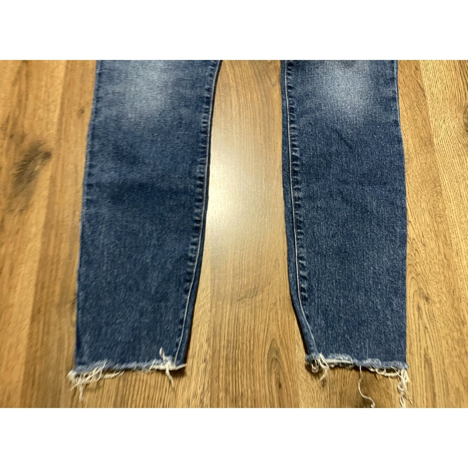 Lucky Brand Lucky Brand Jeans Men 4/27 Blue Denim Raw Hem Straight Pockets Mens Size 27" / US 4 / IT 40 - 3 Thumbnail