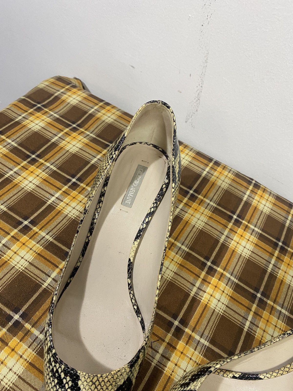 Giorgio Armani × Vintage Vintage giorgior Armani Size US 6 / IT 36 - 2 Thumbnail